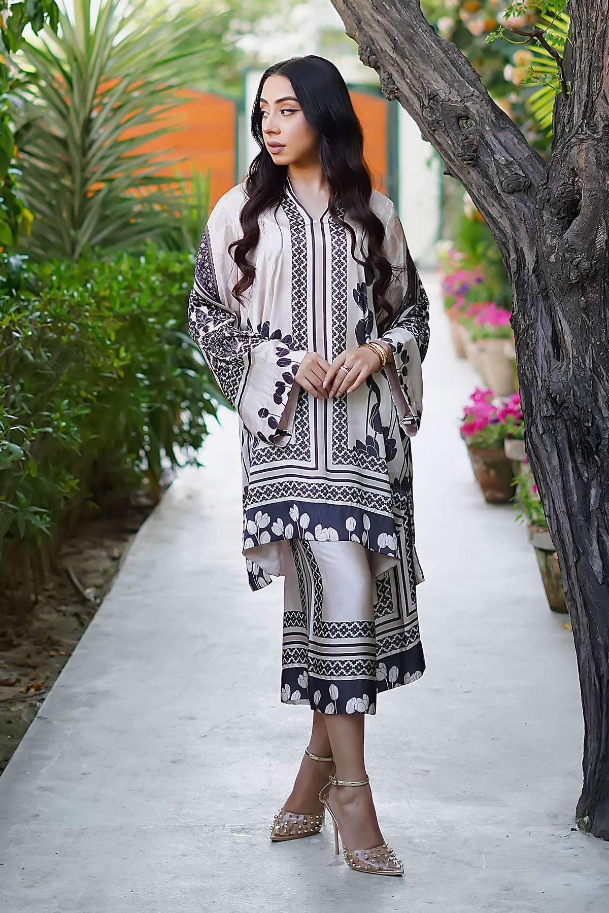 Erum Khan | Nue Pret | Royal Mirage - Official Erum Khan stockist in UK - Sakeena London