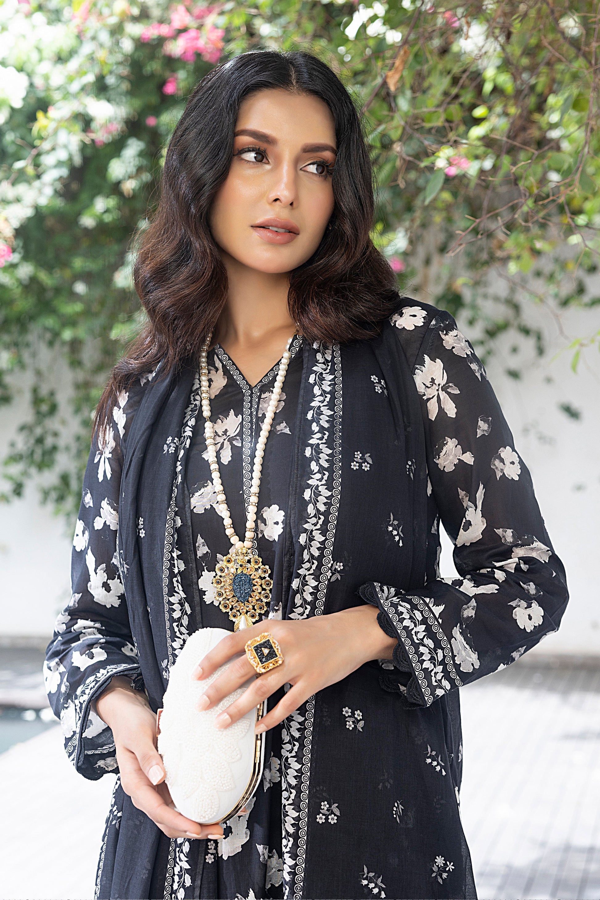 LSM | Winter Marina 24 | 0151 A - Official LSM stockist in UK - Sakeena London