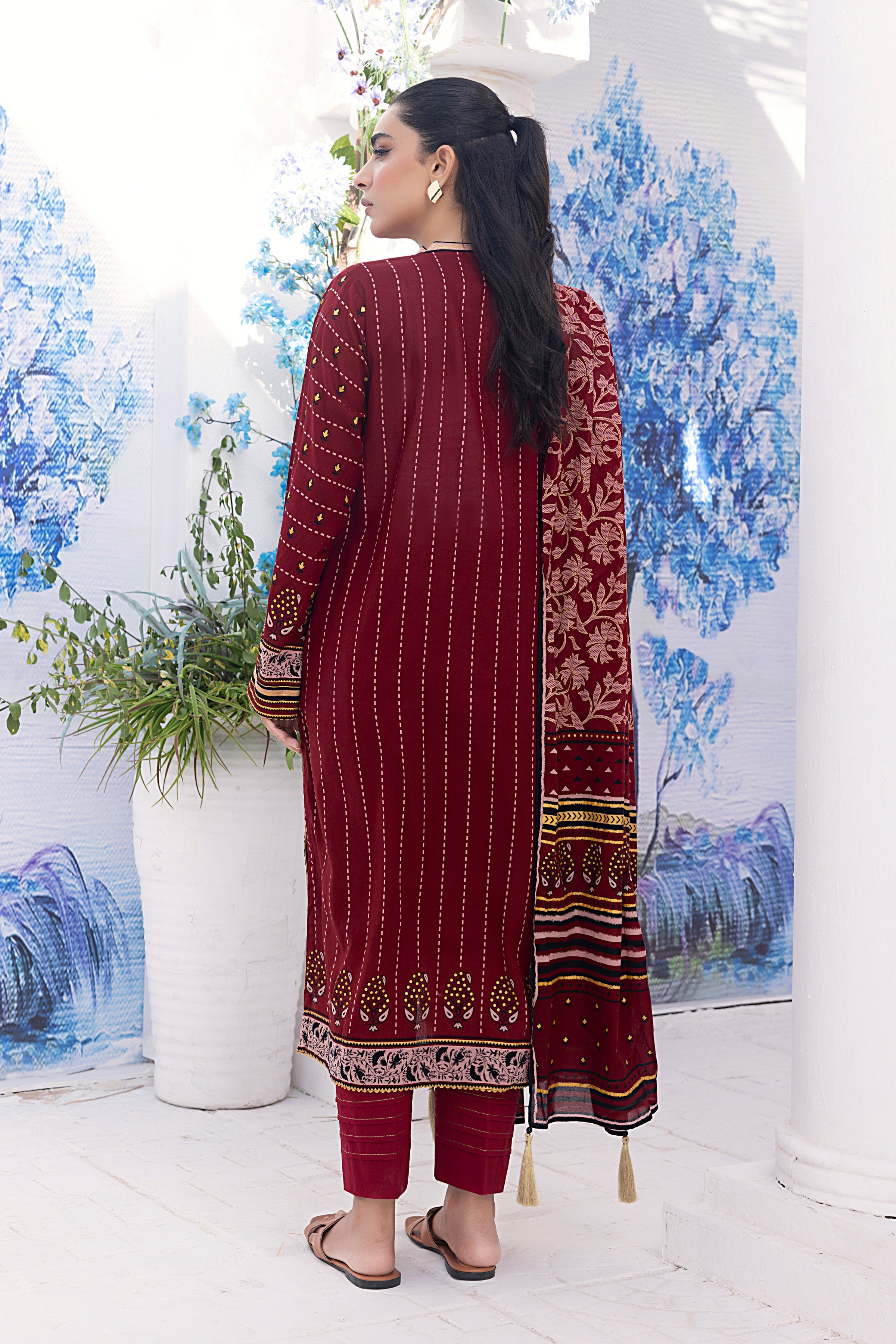 LSM | Winter Marina 24 | 0240 - Official LSM stockist in UK - Sakeena London