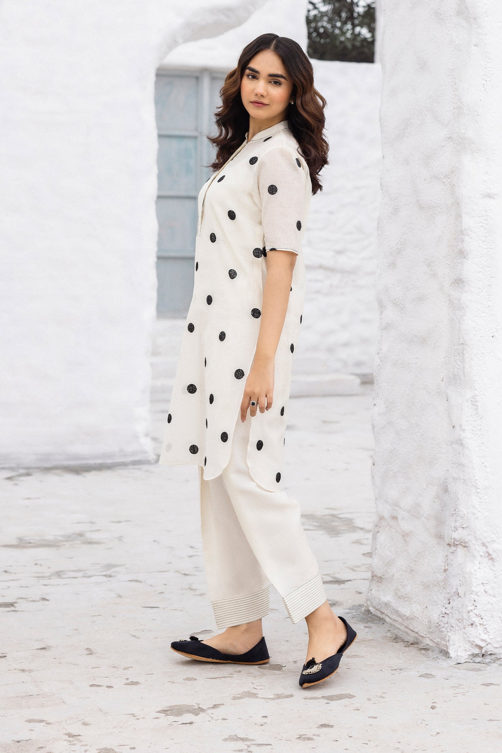 Erum Khan | Ramadan Edition | Elara - Official Ansab Jahangir stockist in UK - Sakeena London
