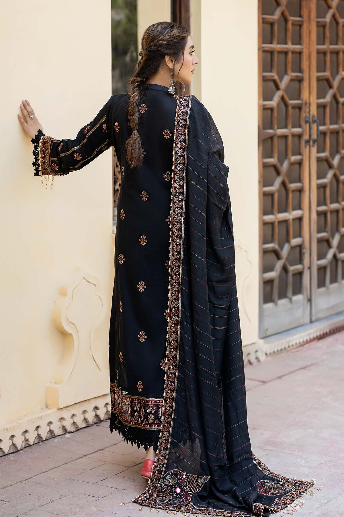 Raeesa Premium | Pankh Luxury Lawn | P -05 - Official Raeesa Premium stockist in UK - Sakeena London