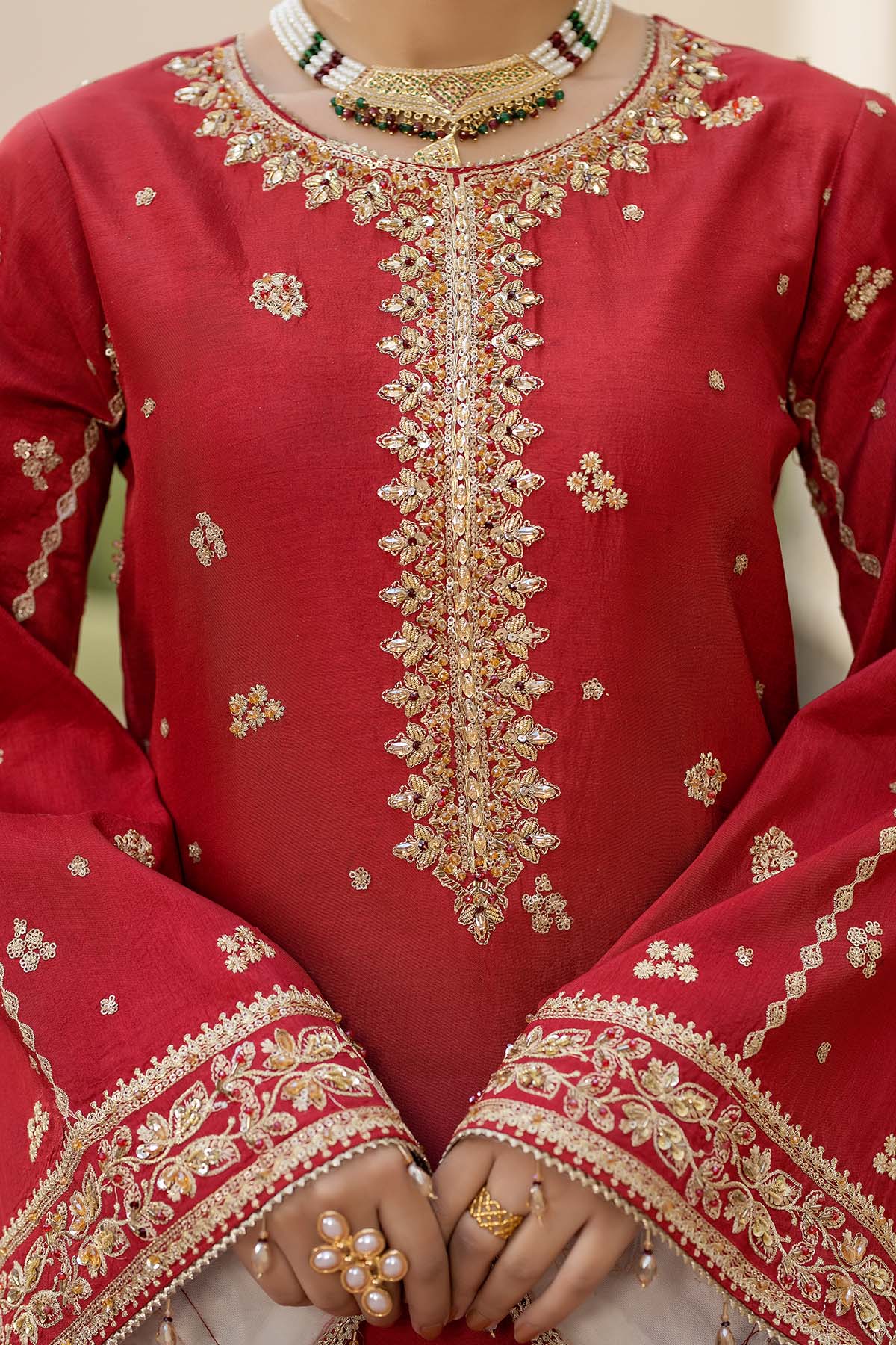 Maryams | Heritage Formals | PARISA-HRI-8596