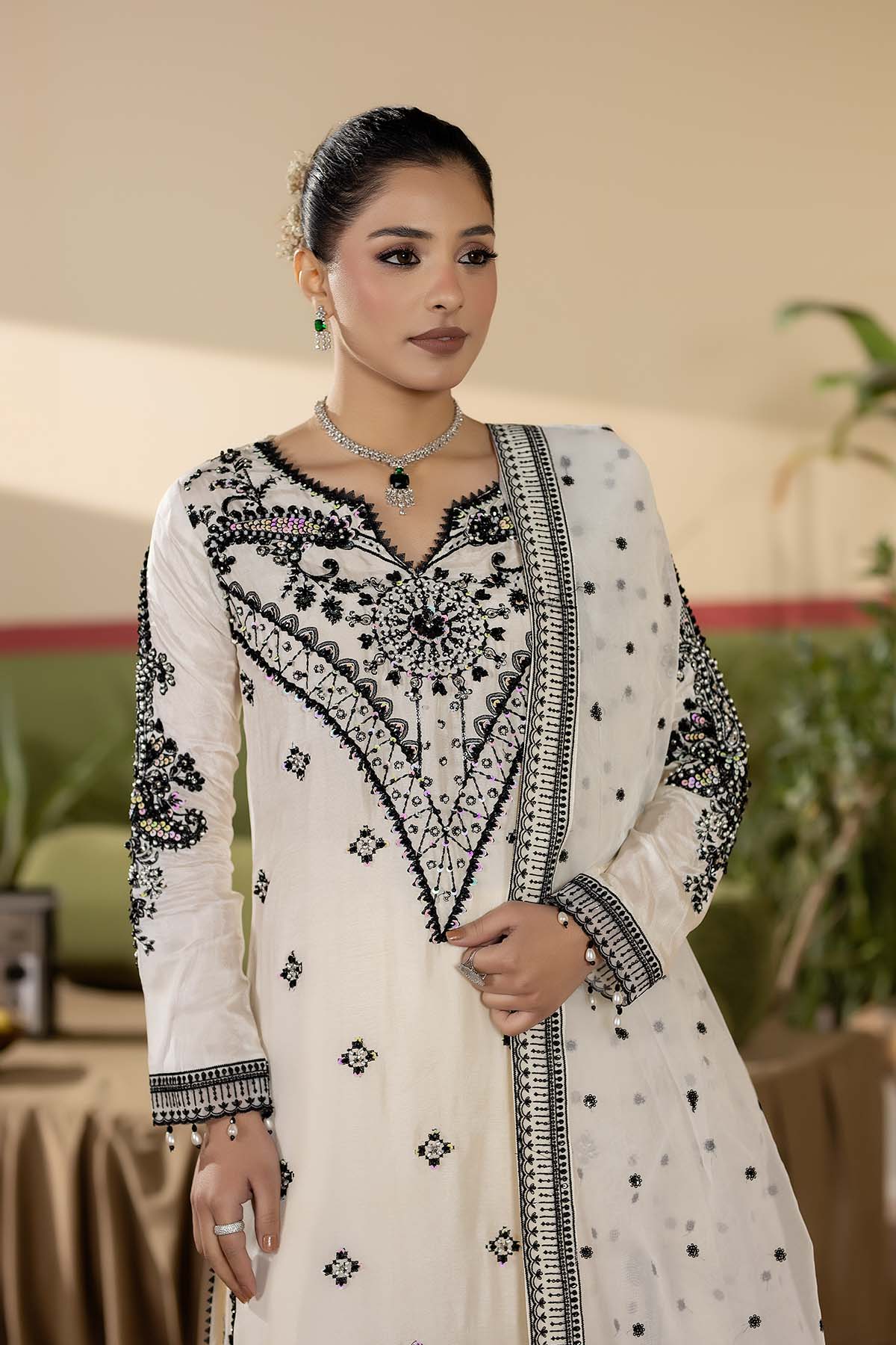 Maryams | Heritage Formals | Pearl-Grace-HRI-8594