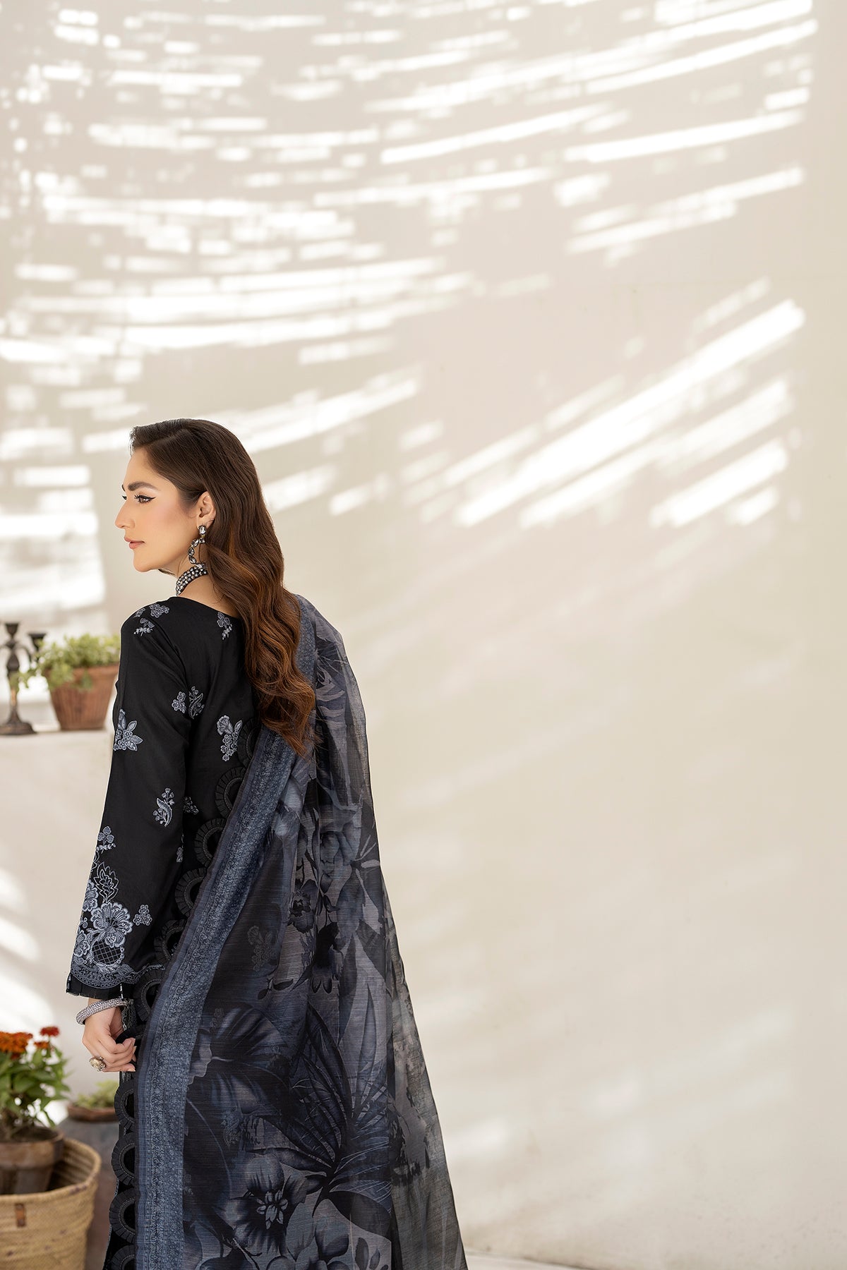 House of Nawab | Zora Luxury Lawn 24 | VALEH - Official House of Nawab stockist in UK - Sakeena London