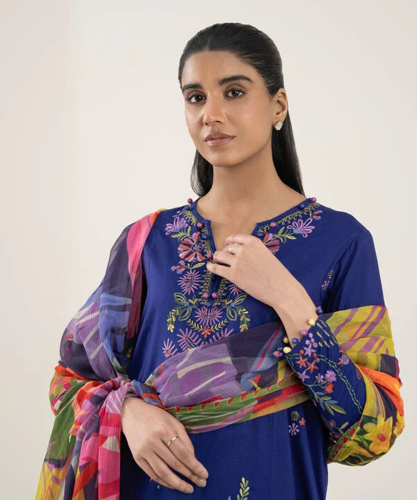 Sapphire | Fall Winter 25 | 3 Piece - Embroidered Lawn Suit 0PESG25V510B - Official Sapphire stockist in UK - Sakeena London