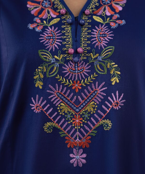 Sapphire | Fall Winter 25 | 3 Piece - Embroidered Lawn Suit 0PESG25V510B - Official Sapphire stockist in UK - Sakeena London