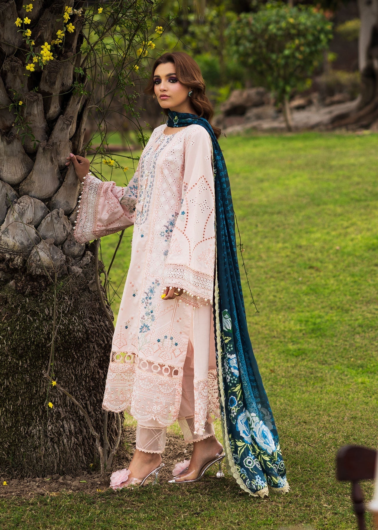 Paras by Pasha | Bloom and Beyond | Coral Bloom - Official Paras by Pasha stockist in UK - Sakeena London