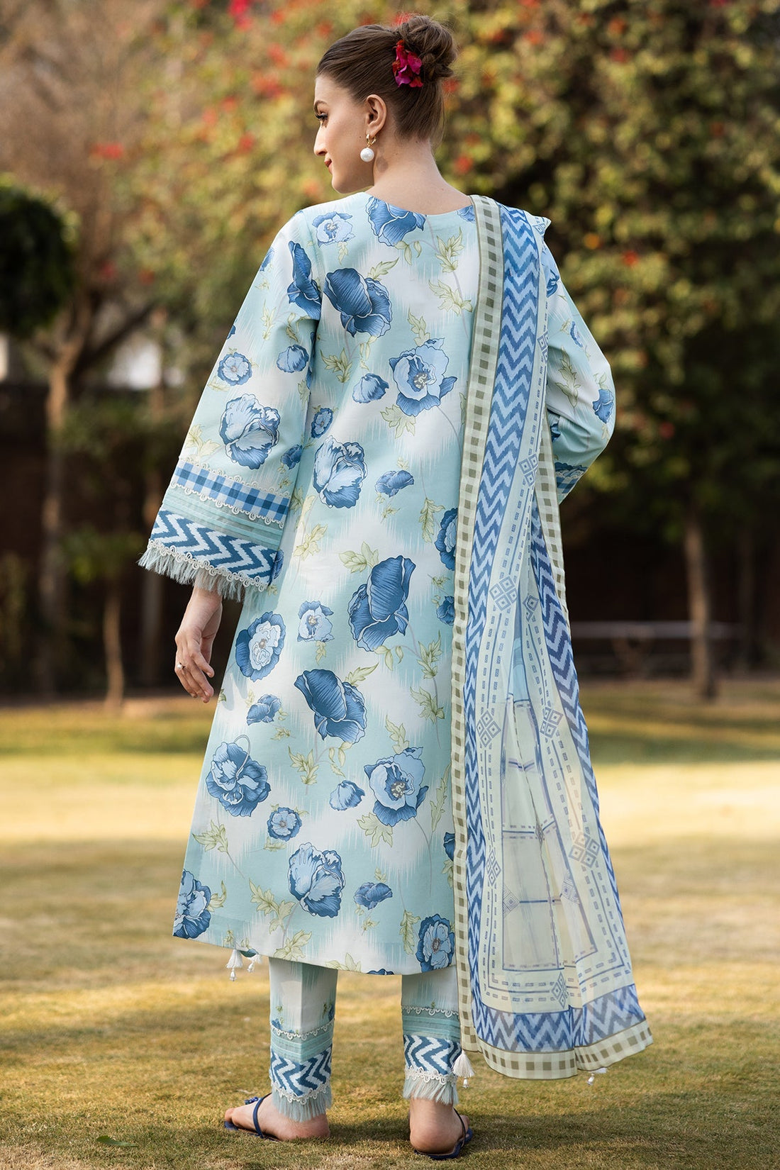 Alizeh | Sheen Lawn Prints 25 | AF-PL-6031-Laya - Official Alizeh stockist in UK - Sakeena London