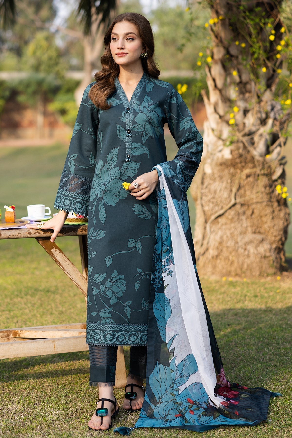 Alizeh | Sheen Lawn Prints 25 | AF-PL-6035-Nigella - Official Alizeh stockist in UK - Sakeena London