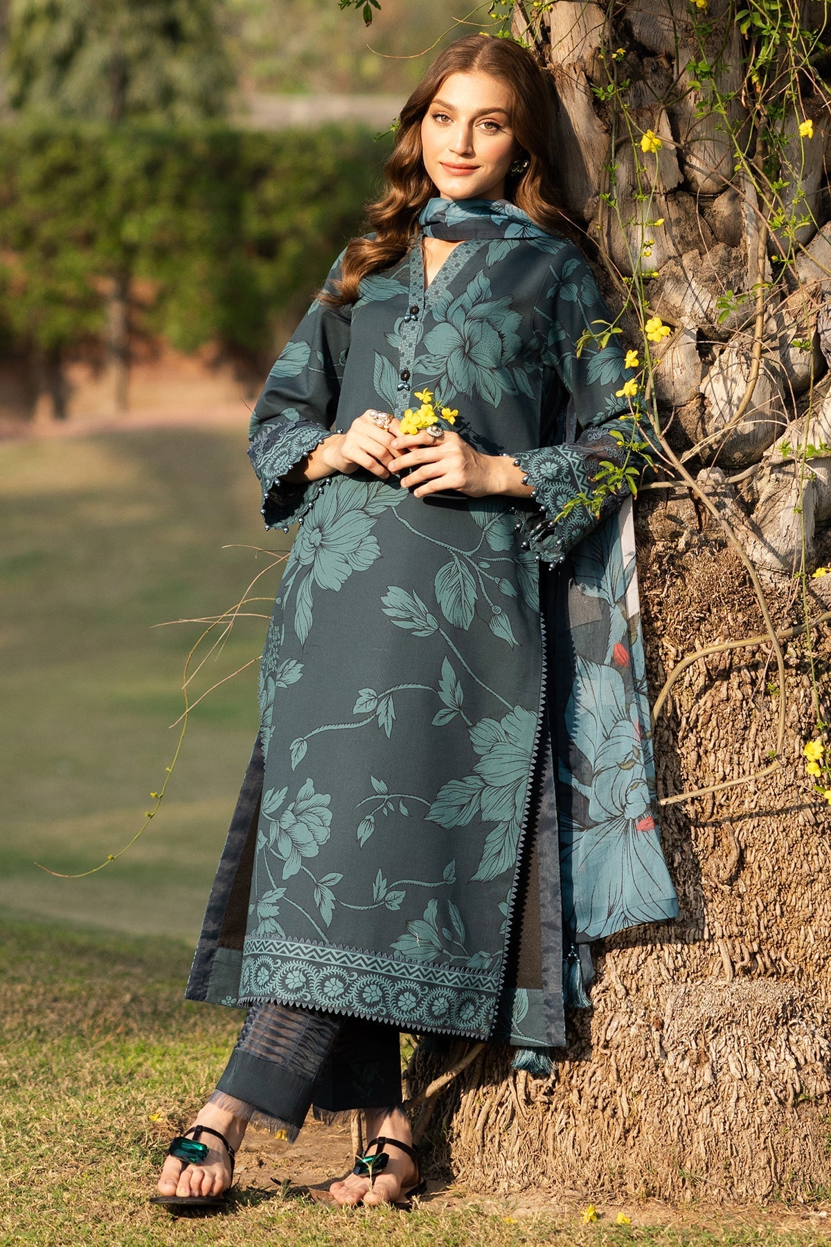 Alizeh | Sheen Lawn Prints 25 | AF-PL-6035-Nigella - Official Alizeh stockist in UK - Sakeena London