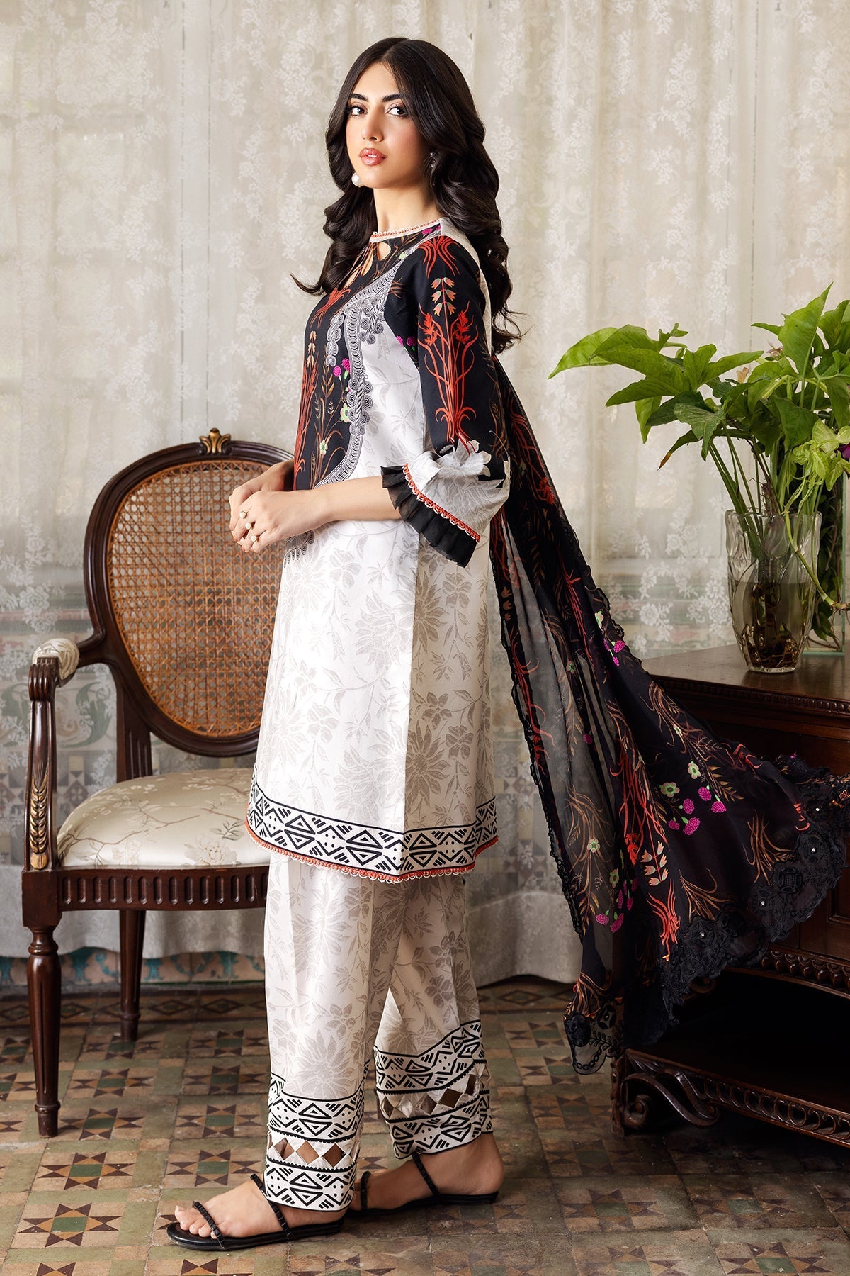 Charizma | Range Collection | CRN4-12 - Official Charizma stockist in UK - Sakeena London