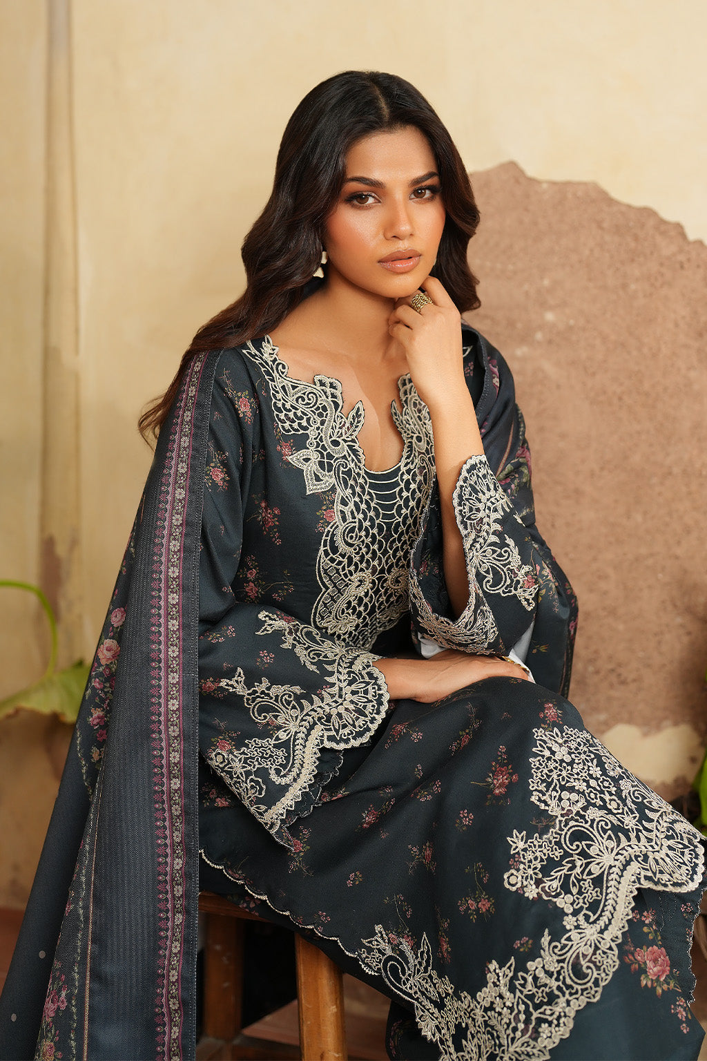 Iznik | Winter 25 | IPF-12 - Official Iznik stockist in UK - Sakeena London