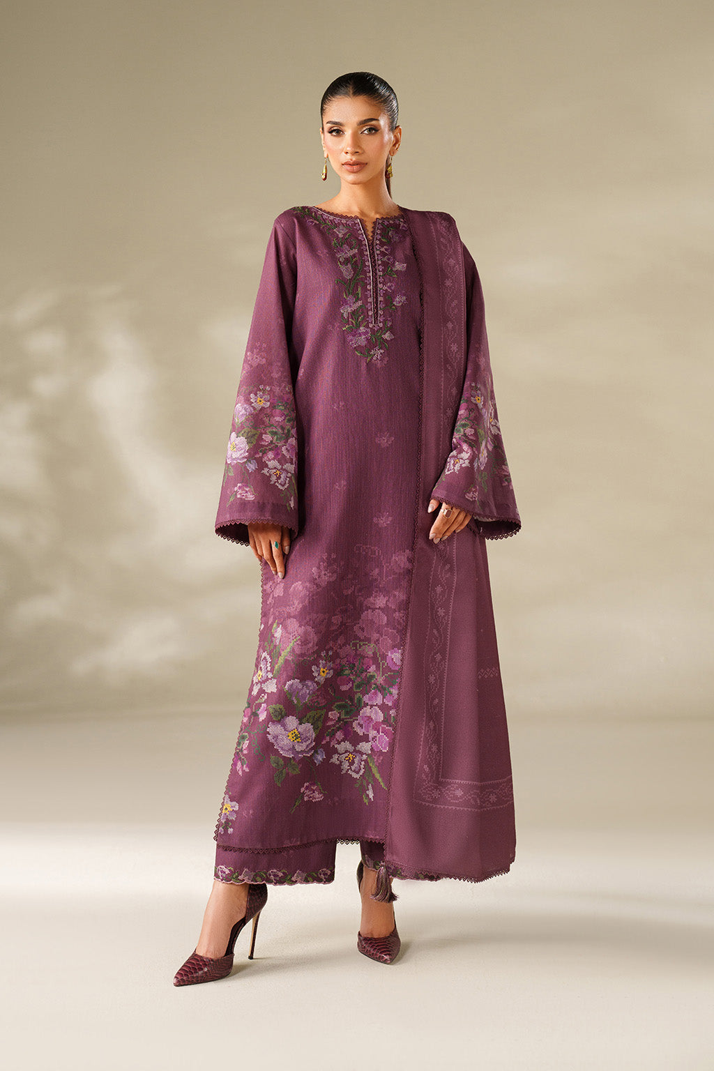 Iznik | Winter Chapter 25 | UE-566 Printed Khaddar - Official Iznik stockist in UK - Sakeena London