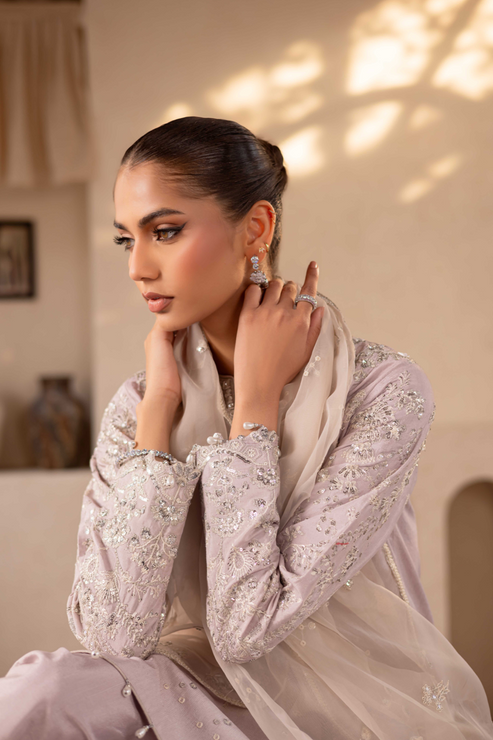 Emaan Adeel | Noore Festive Formals | YALINA - Official Emaan Adeel stockist in UK - Sakeena London