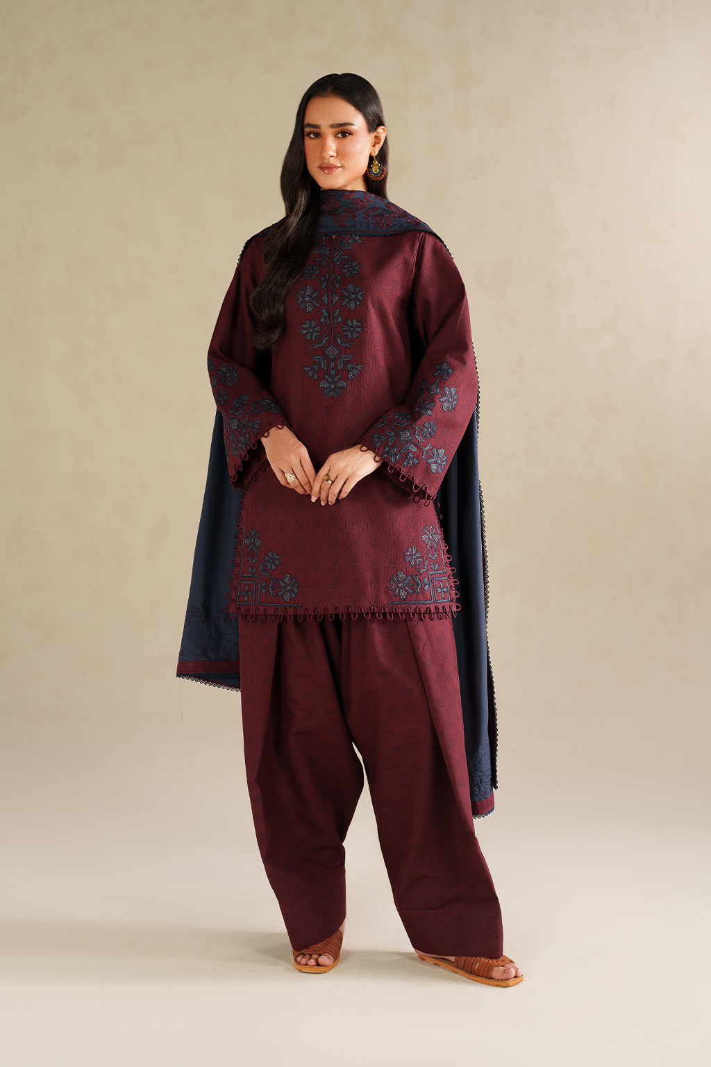 Iznik | Winter Chapter 25 | UE-592 Printed Khaddar - Official Iznik stockist in UK - Sakeena London