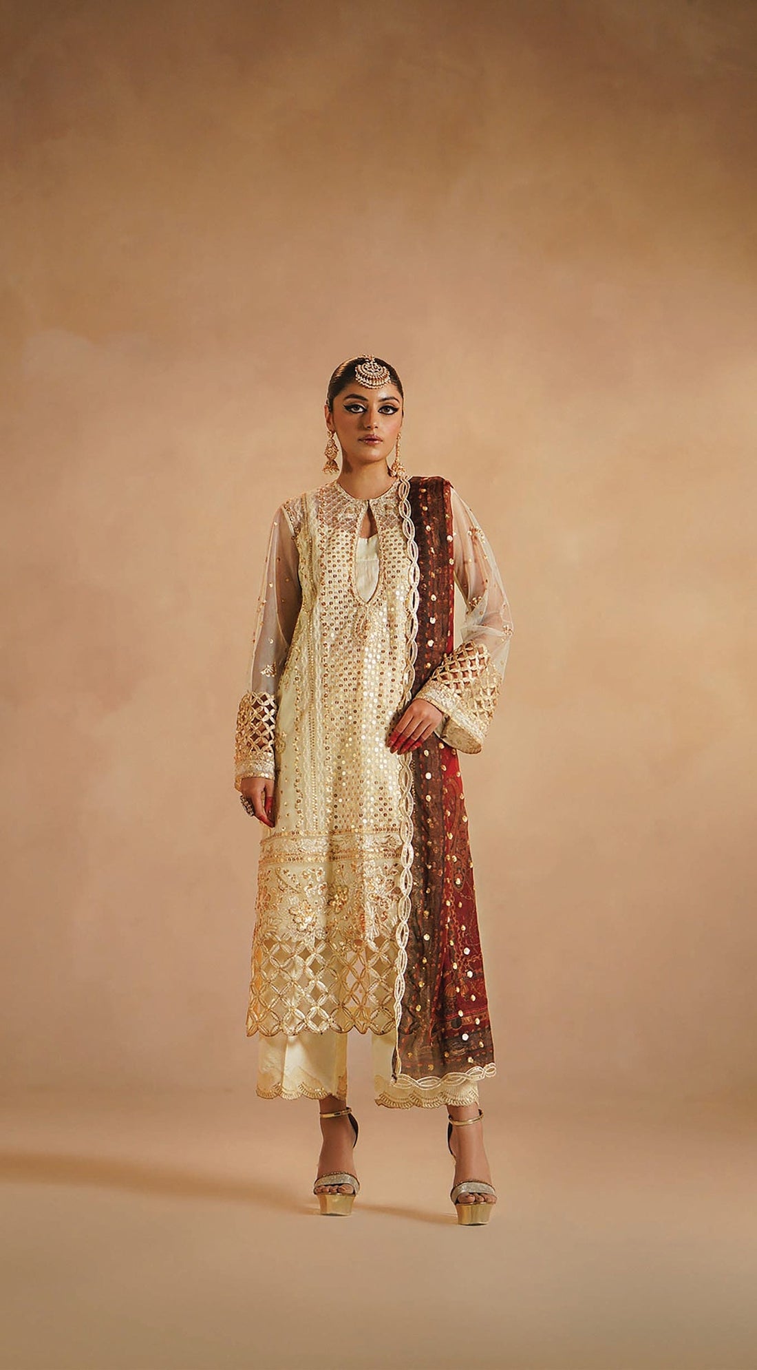 Myeesha | Nayab Formals | Dur-e-Najaf - Official Myeesha stockist in UK - Sakeena London