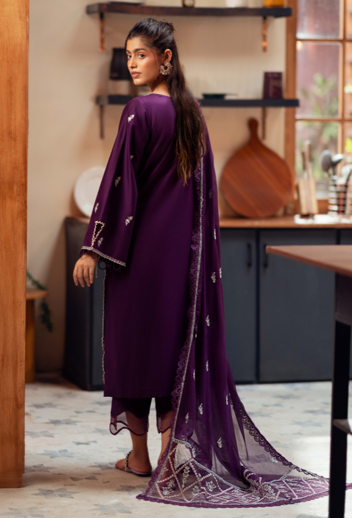Humdum | Lala Rukh Lawn | Lalarukh - D05 - Official Humdum stockist in UK - Sakeena London