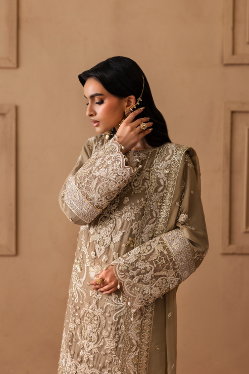 Emaan Adeel | Sheherzadi Formals 25 | ULFAT - Official Emaan Adeel stockist in UK - Sakeena London