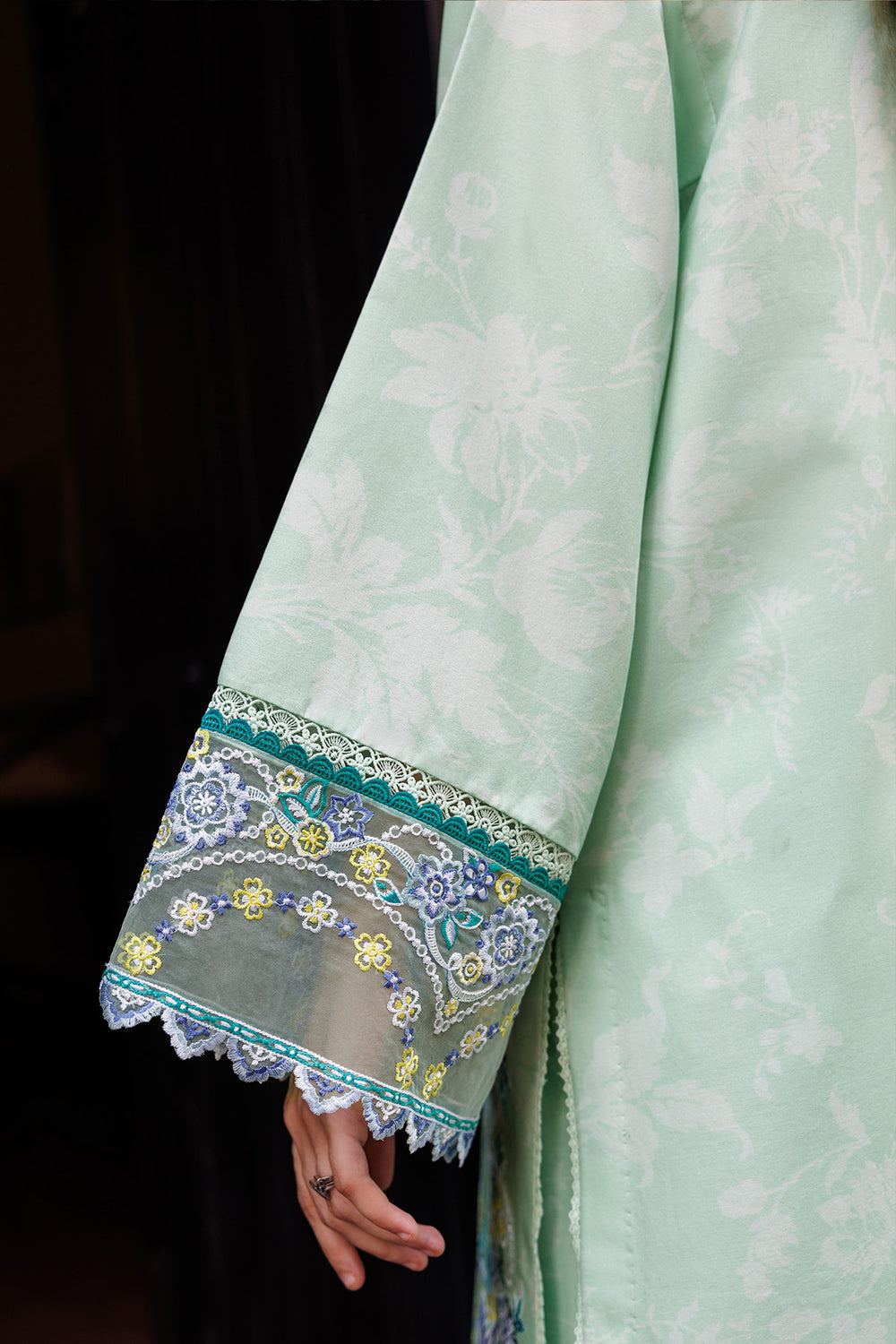 Farasha | Printed Essentials | Mistell - Official Farasha stockist in UK - Sakeena London