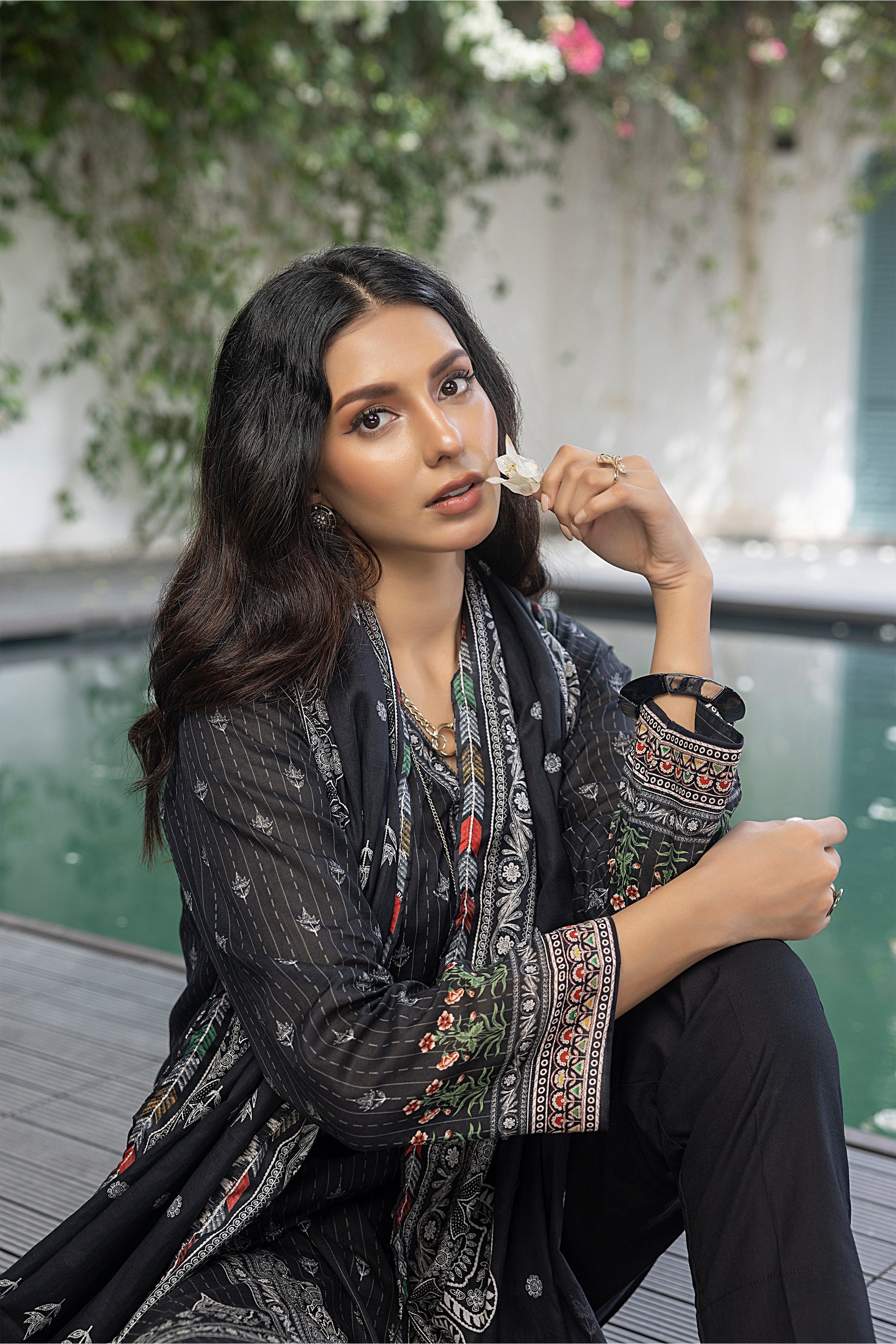 LSM | Winter Marina 24 | 0153 - Official LSM stockist in UK - Sakeena London