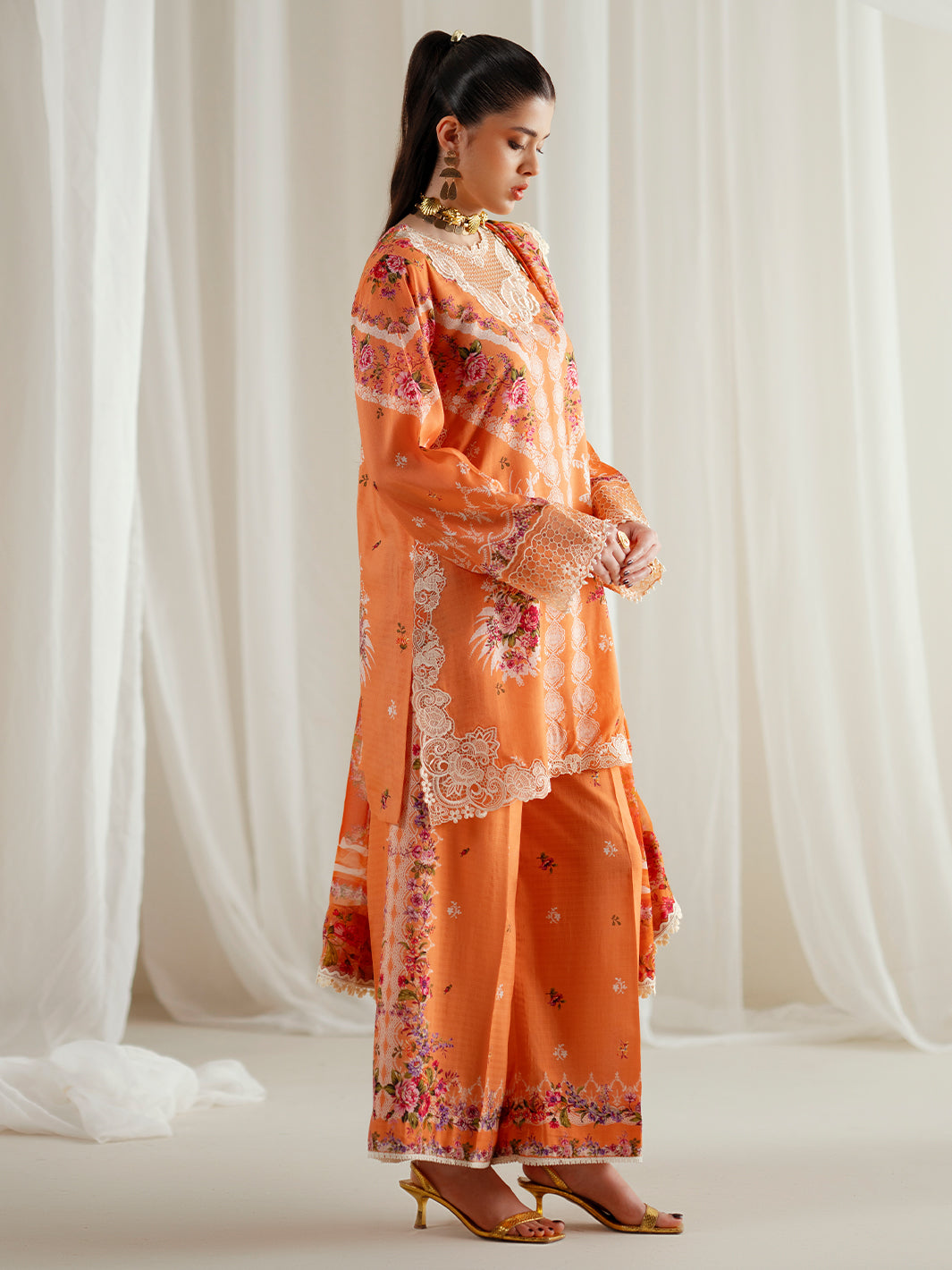 Bin Ilyas | Eres Bonita Viscose 25 | 1101-A - Official Bin Ilyas stockist in UK - Sakeena London