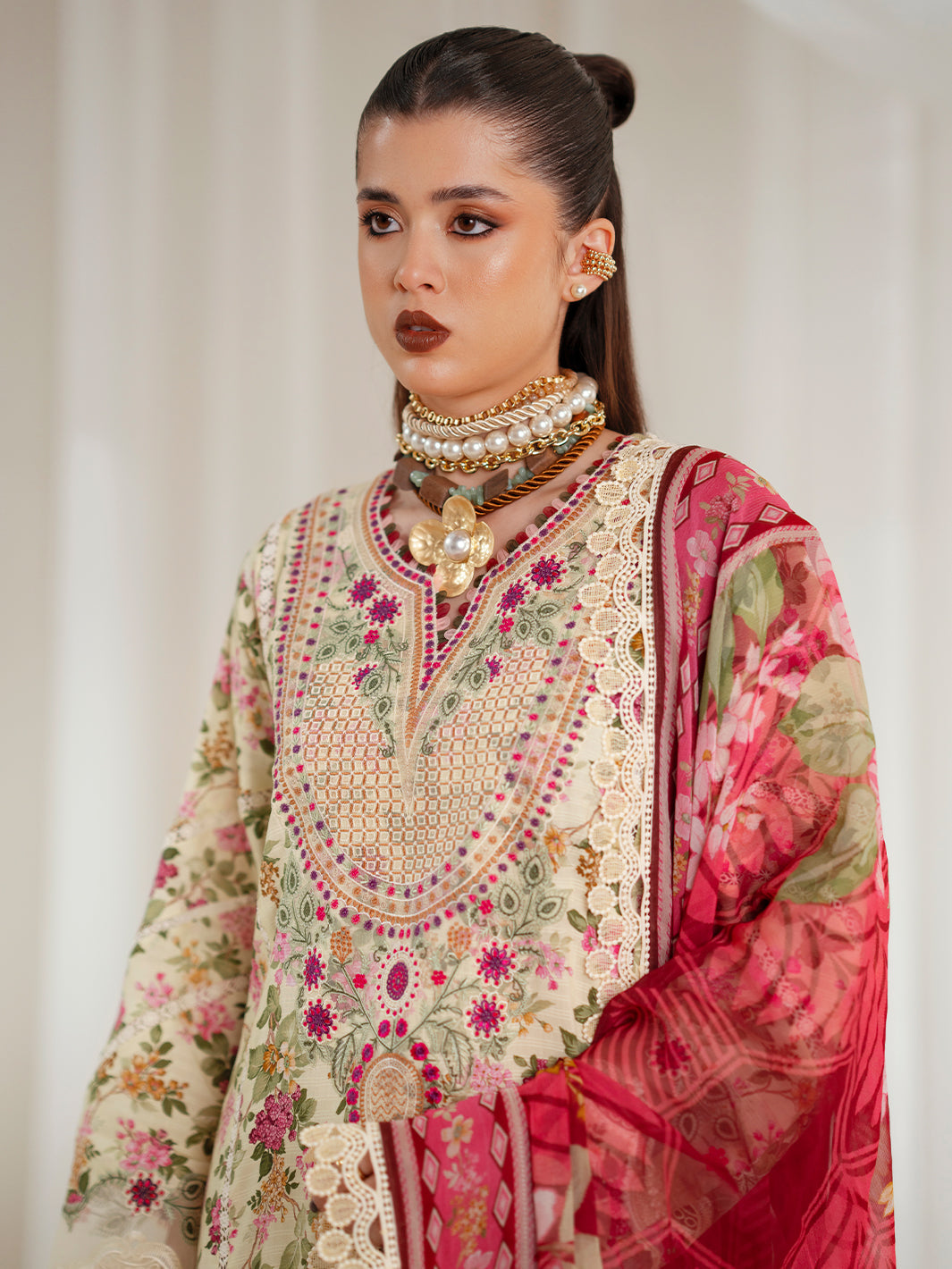 Bin Ilyas | Eres Bonita Viscose 25 | 1107-A - Official Bin Ilyas stockist in UK - Sakeena London