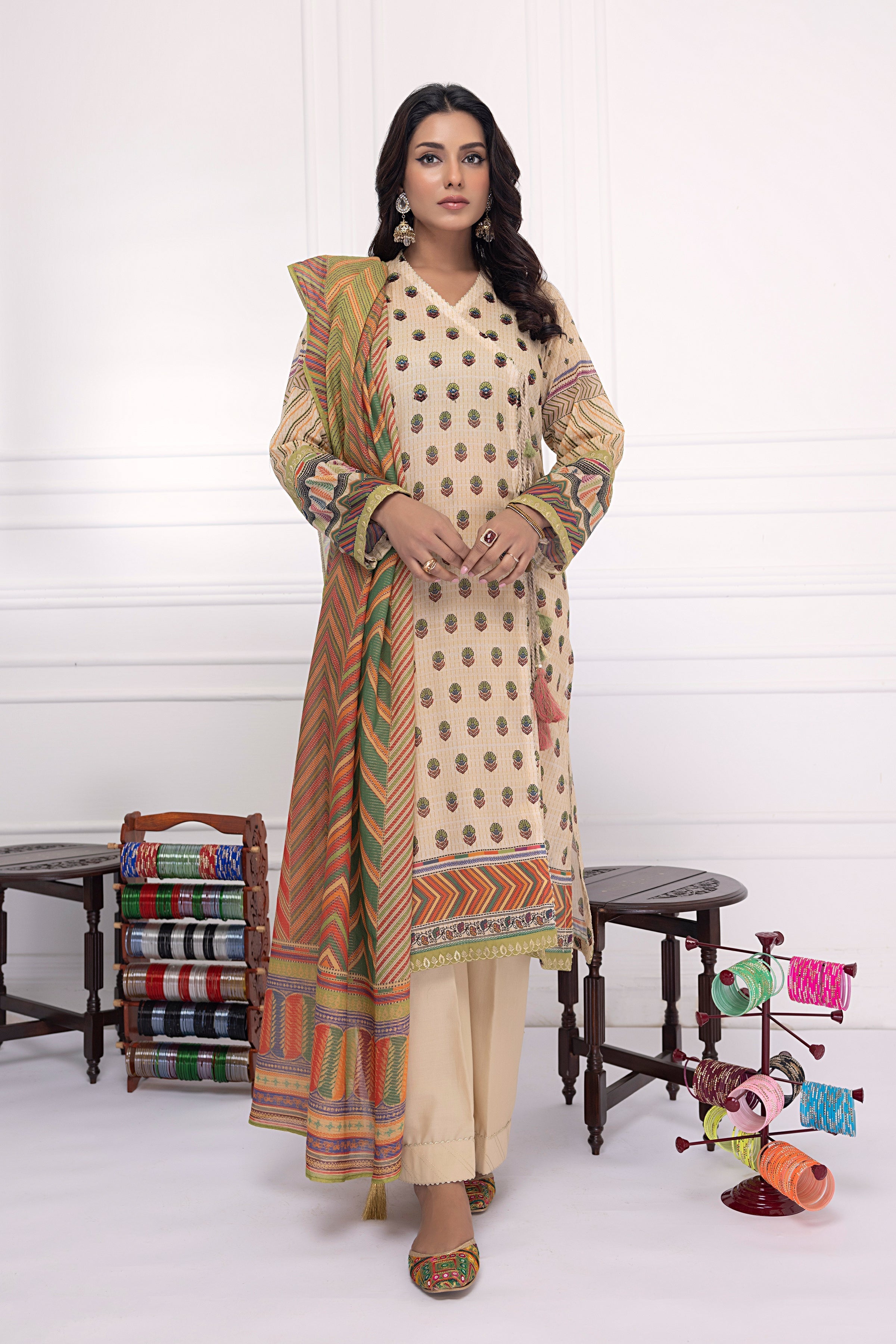 LSM | Winter Marina 24 | 0026 - Official LSM stockist in UK - Sakeena London
