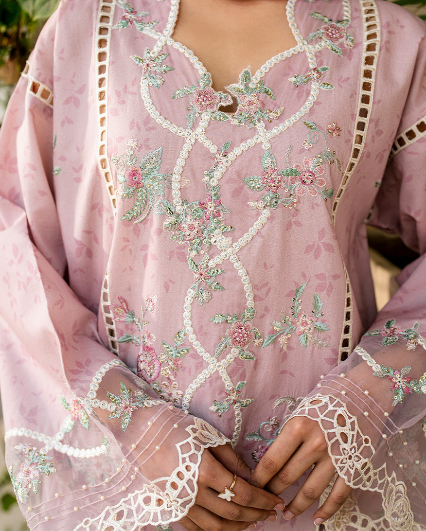 Roheenaz | Aashiyana Lawn | Ameema - Official Roheenaz stockist in UK - Sakeena London