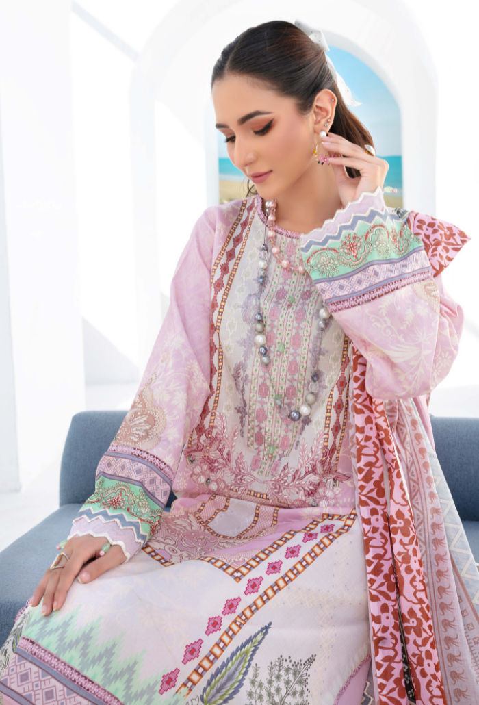 Humdum | Saira Bano Lawn 24 | D08 - Official HumDum stockist in UK - Sakeena London
