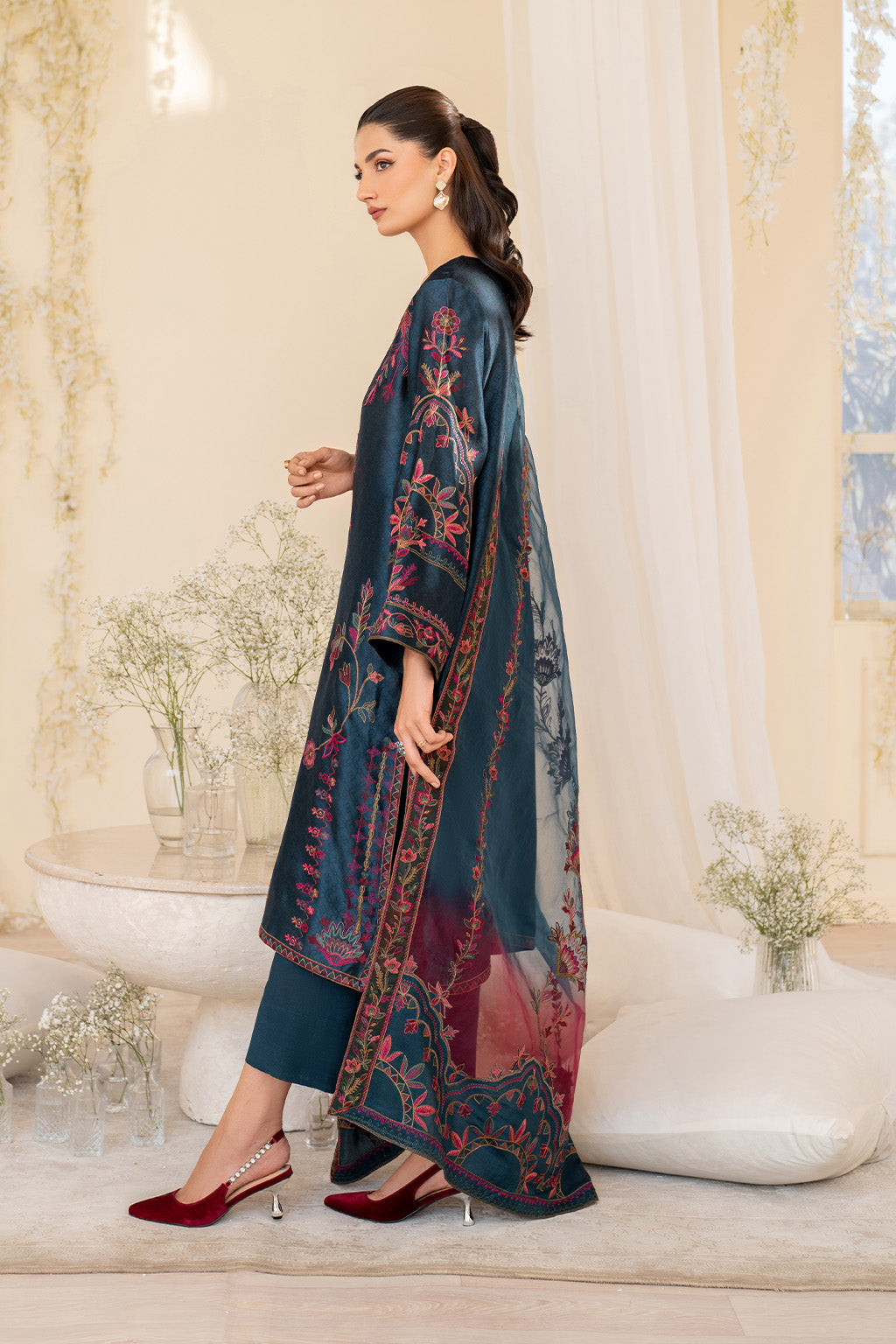 Iznik | Festive Formal | UE-379 Embroidered Pure silk - Official Iznik stockist in UK - Sakeena London