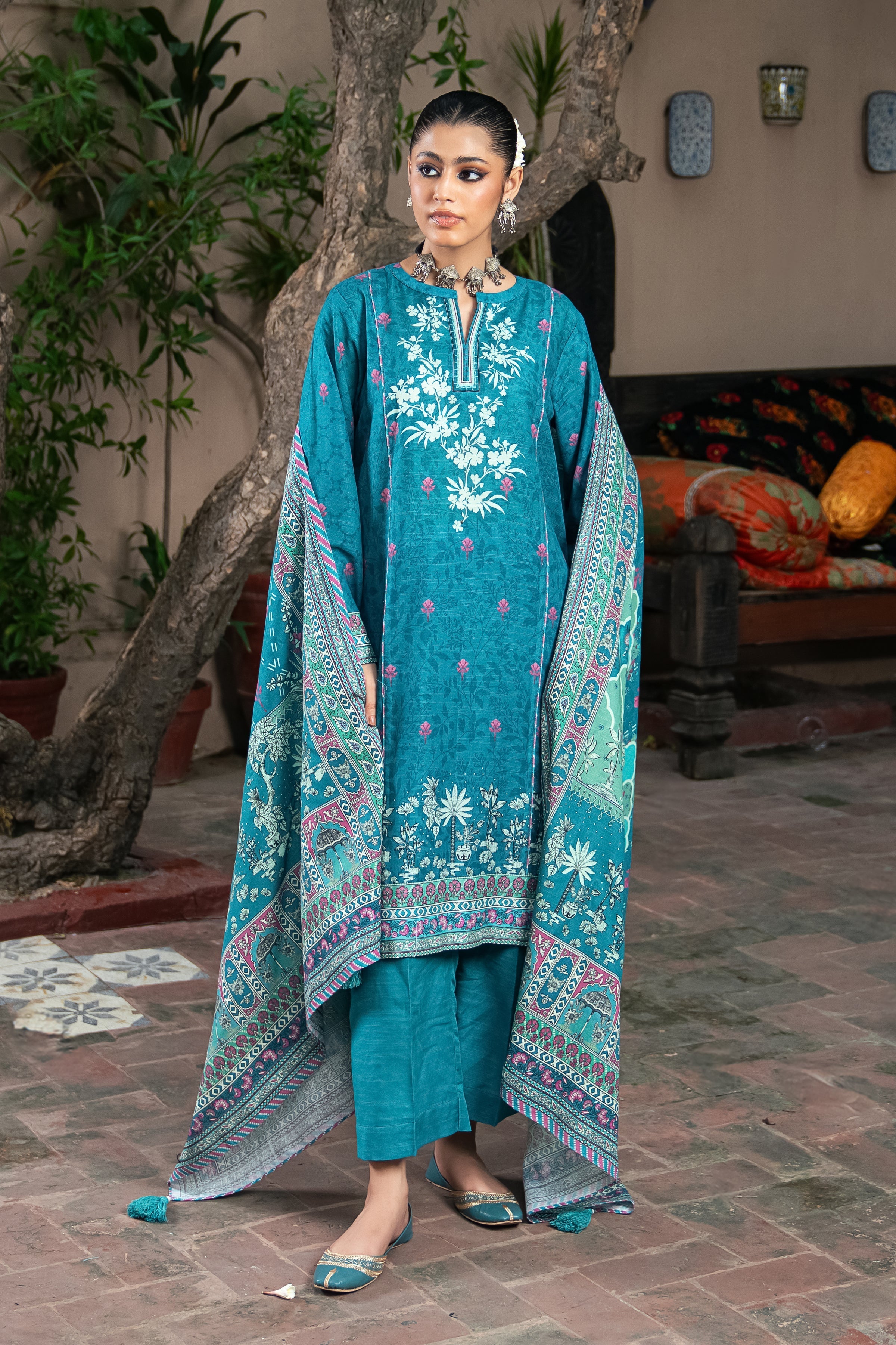 LSM | Winter Marina 24 | Z-0189 - Official LSM stockist in UK - Sakeena London