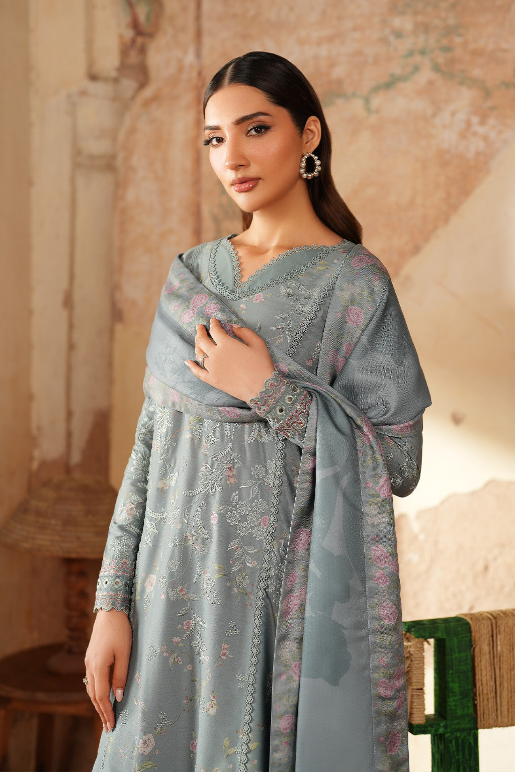 Iznik | Winter 25 | IPF-10 - Official Iznik stockist in UK - Sakeena London
