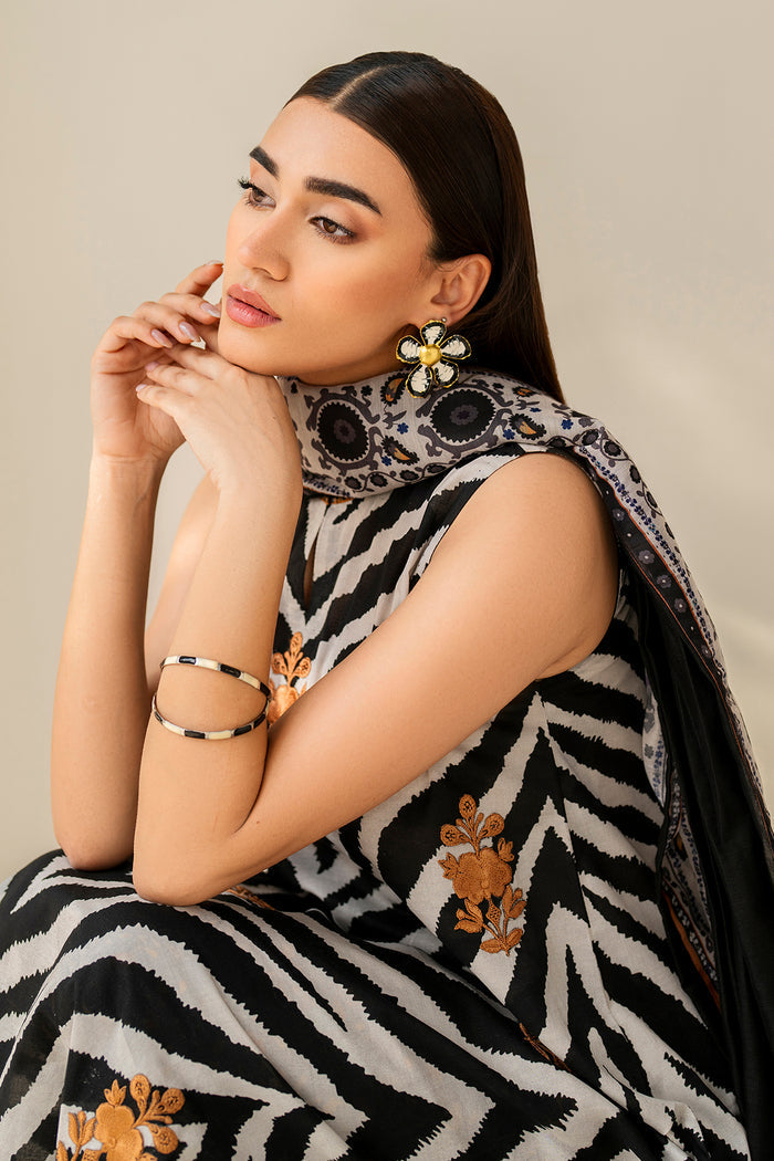 Baroque | Luxury Pret Summer | UF-4206