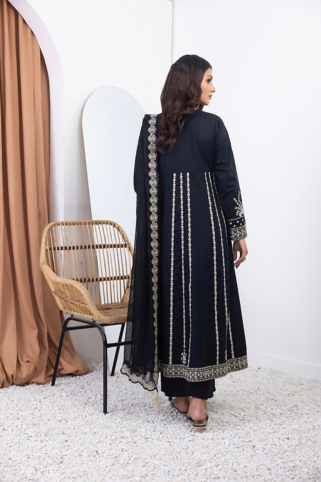 LSM | Winter Marina 24 | 0027 - Official LSM stockist in UK - Sakeena London