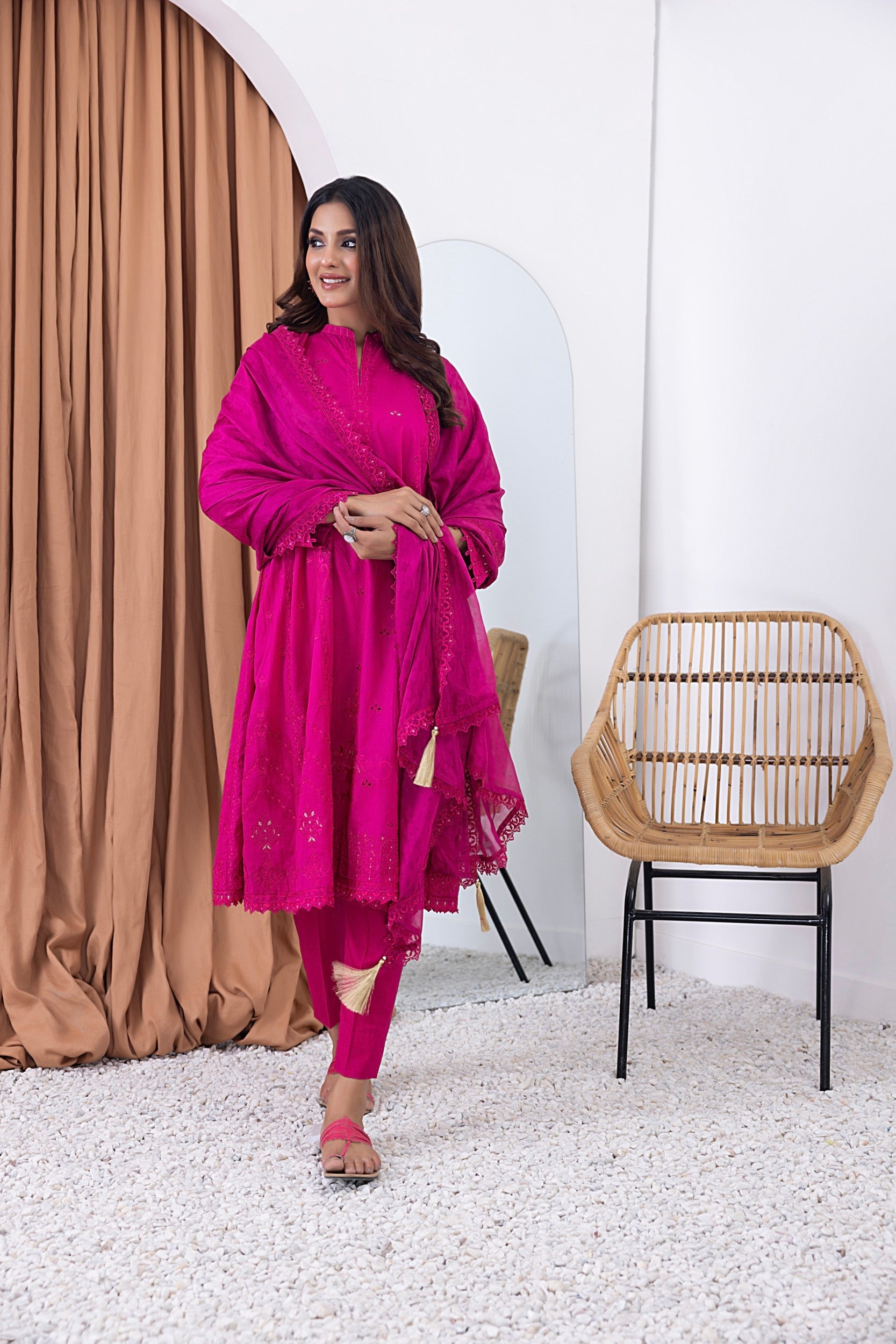 LSM | Winter Marina 24 | 0141 - Official LSM stockist in UK - Sakeena London