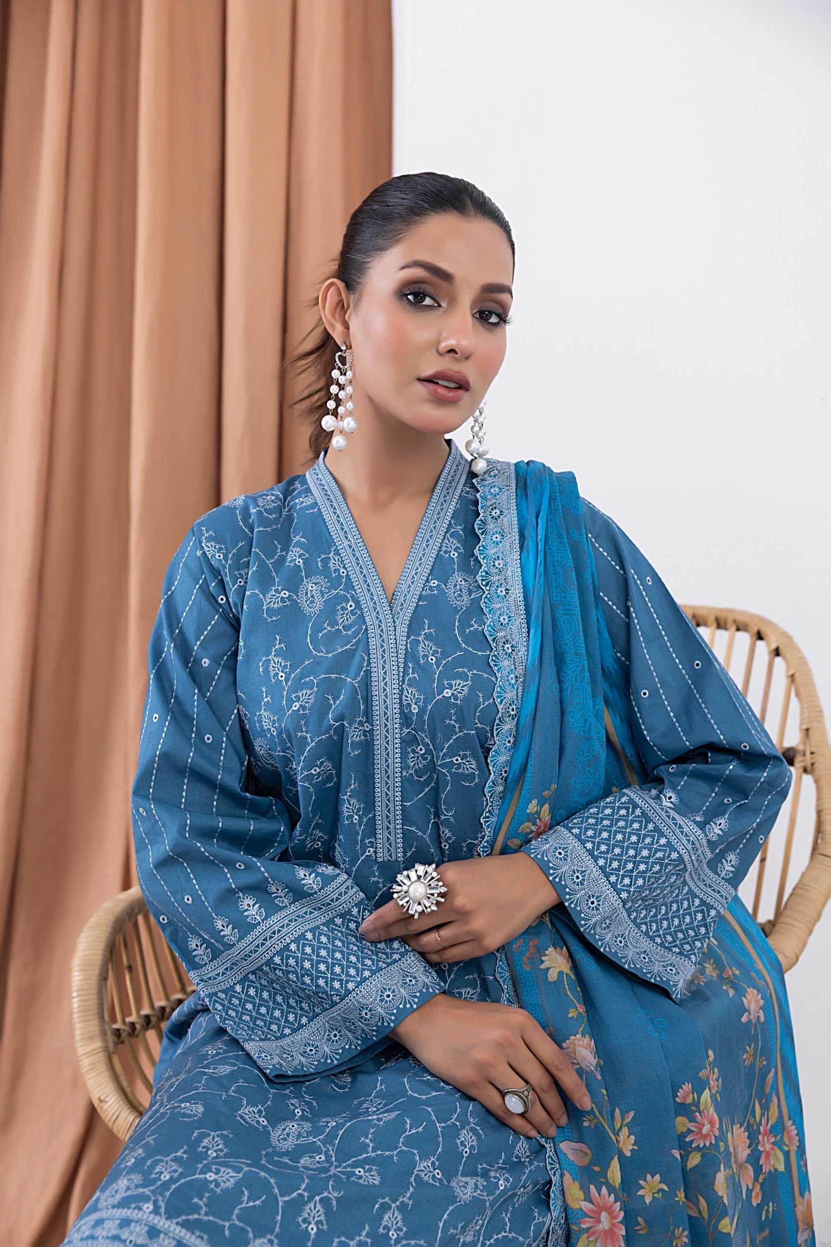 LSM | Winter Marina 24 | 0689 - Official LSM stockist in UK - Sakeena London