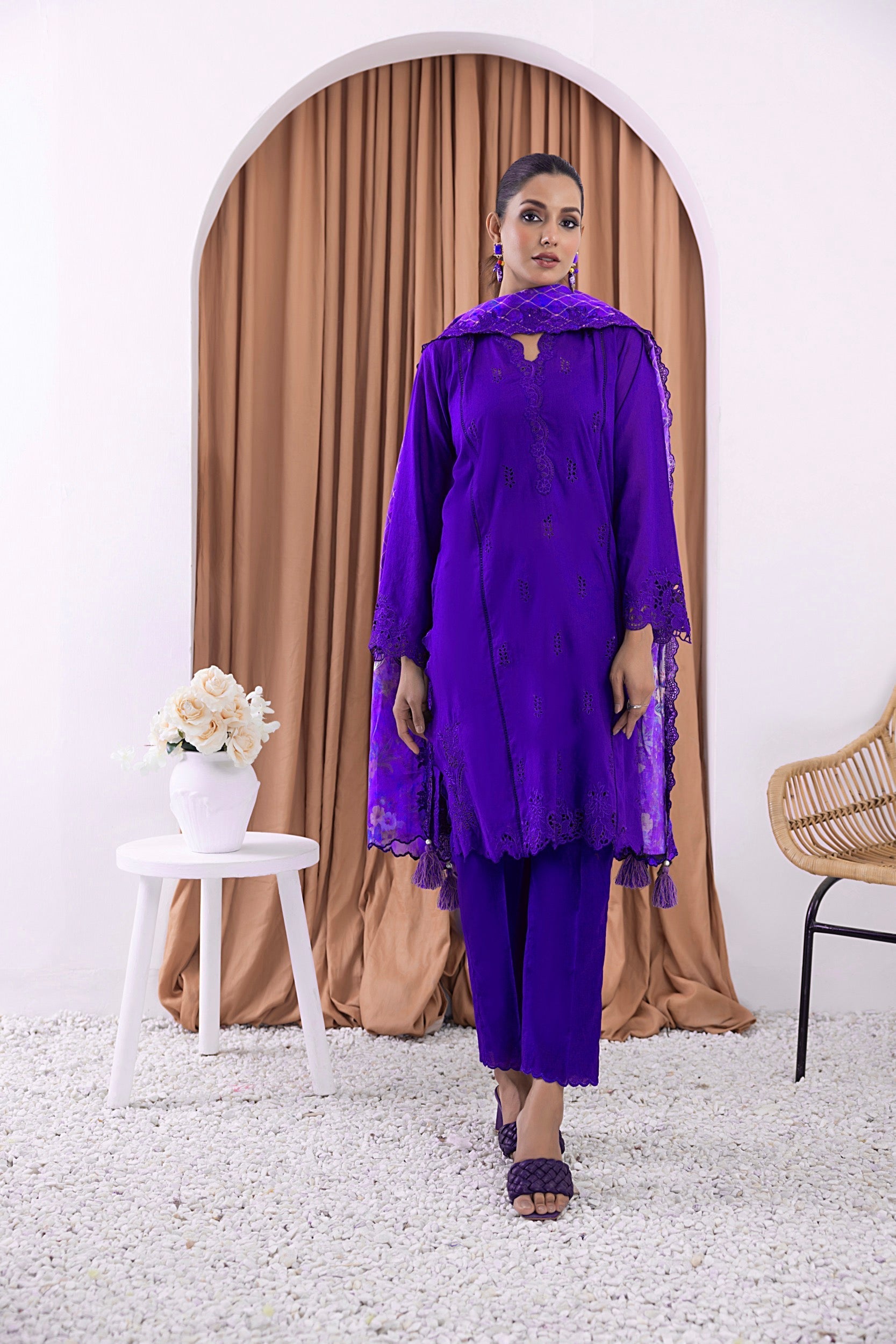 LSM | Winter Marina 24 | 0018 - Official LSM stockist in UK - Sakeena London