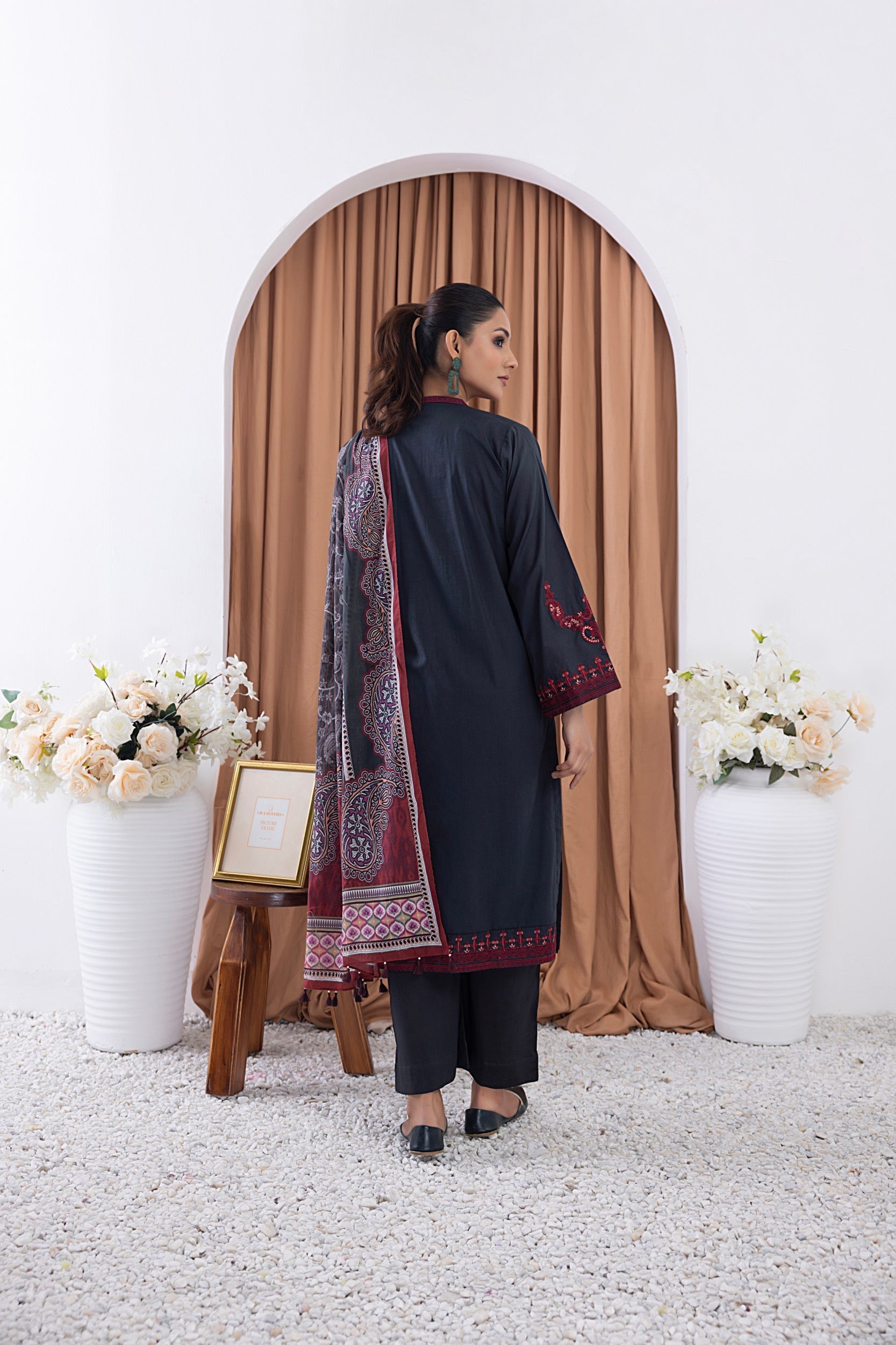 LSM | Winter Marina 24 | 0066 - Official LSM stockist in UK - Sakeena London