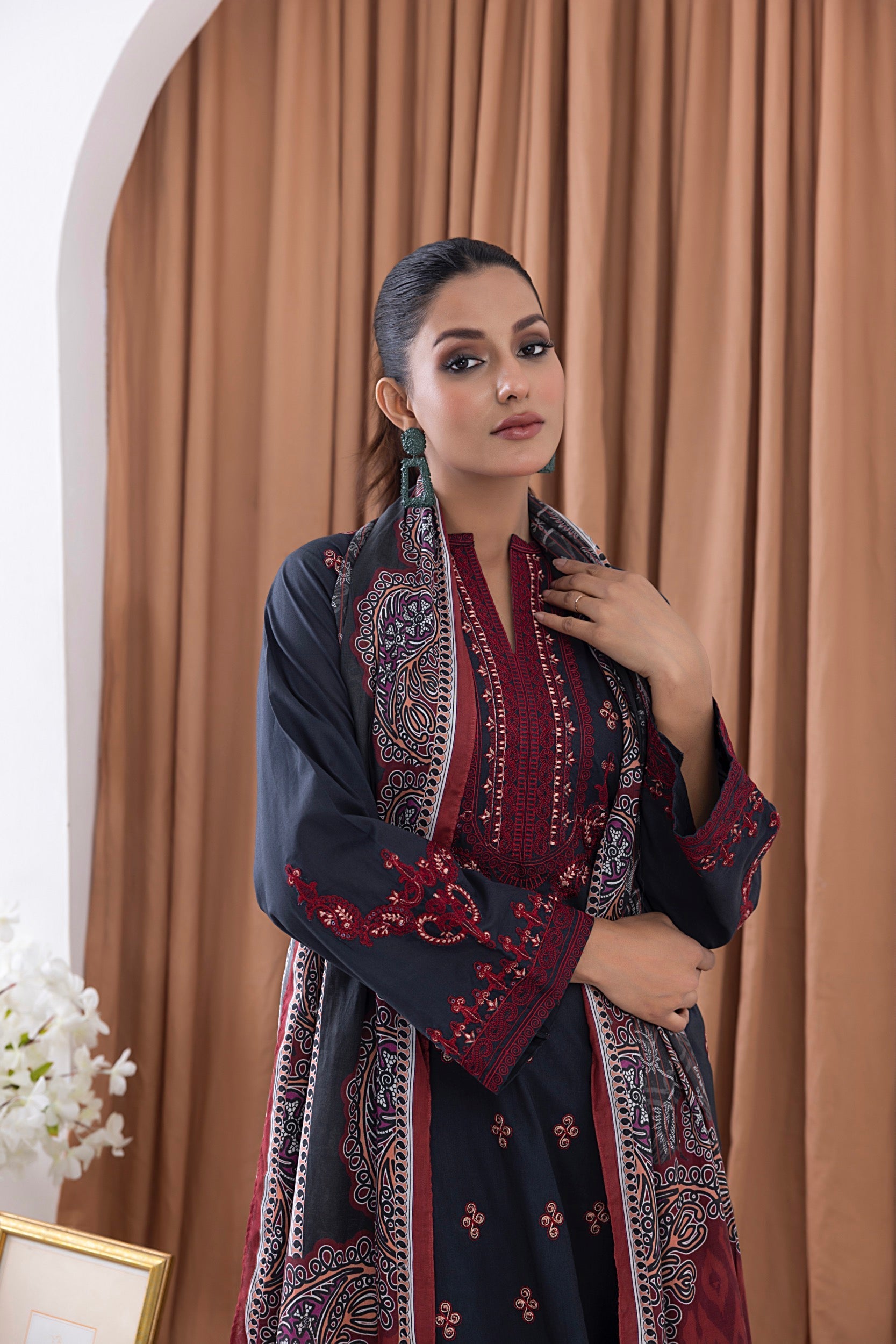 LSM | Winter Marina 24 | 0066 - Official LSM stockist in UK - Sakeena London