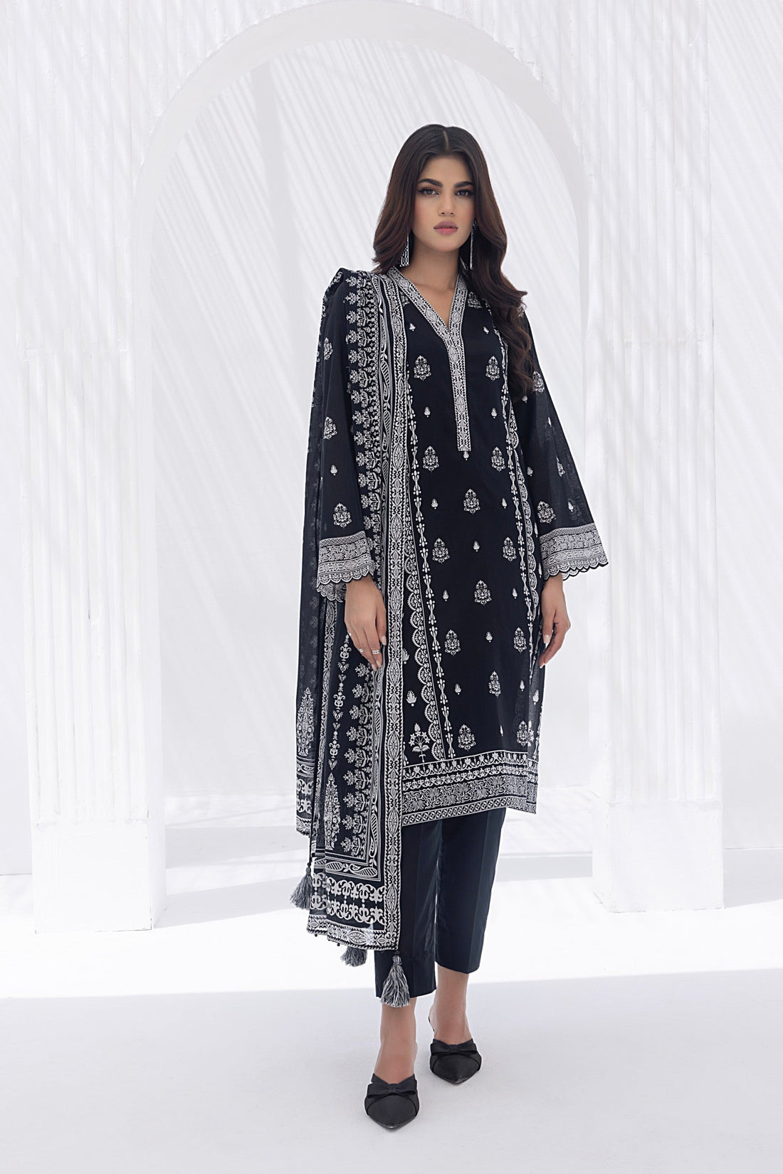 LSM | Winter Marina 24 | 0009 - Official LSM stockist in UK - Sakeena London
