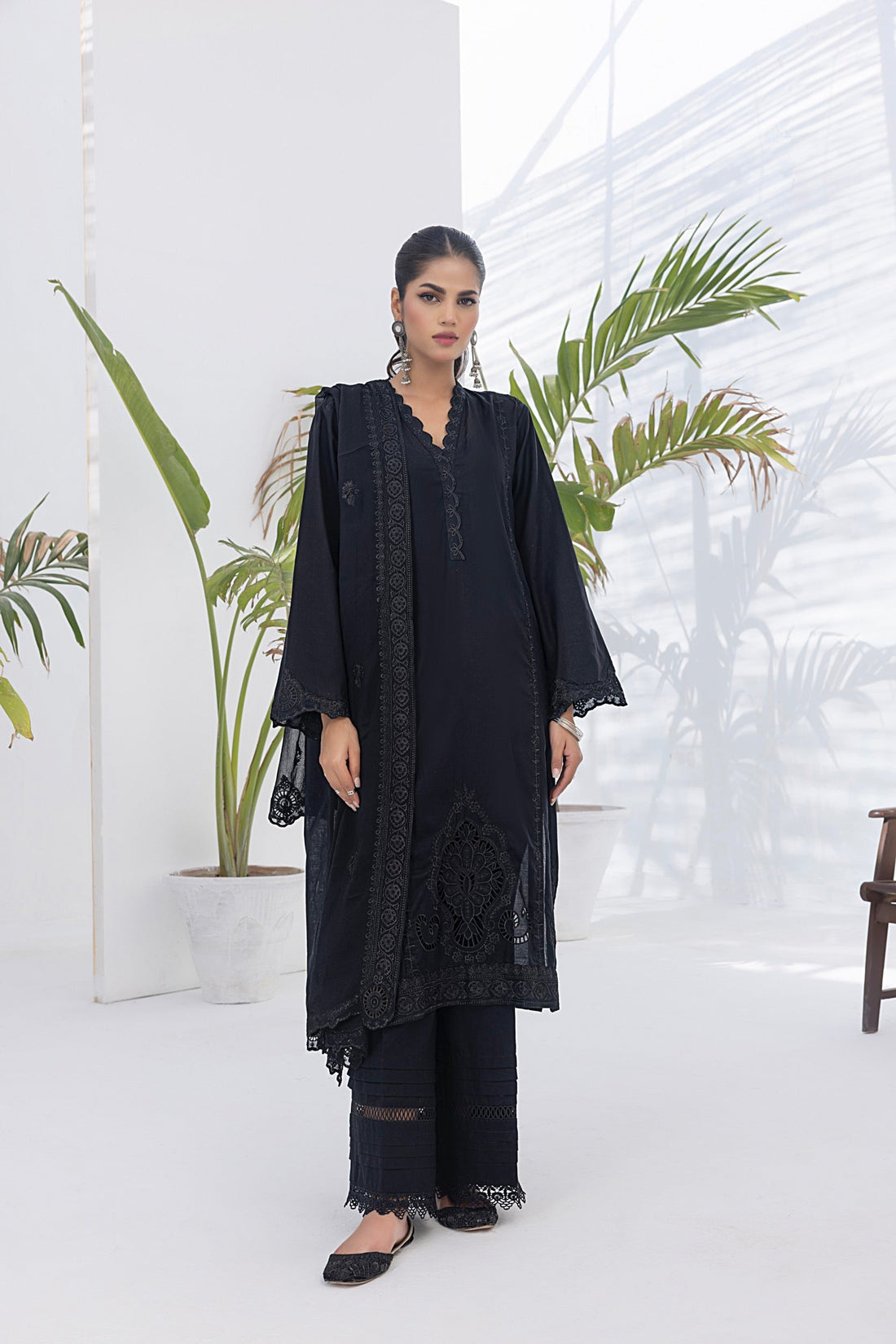 LSM | Winter Marina 24 | 0055 - Official LSM stockist in UK - Sakeena London