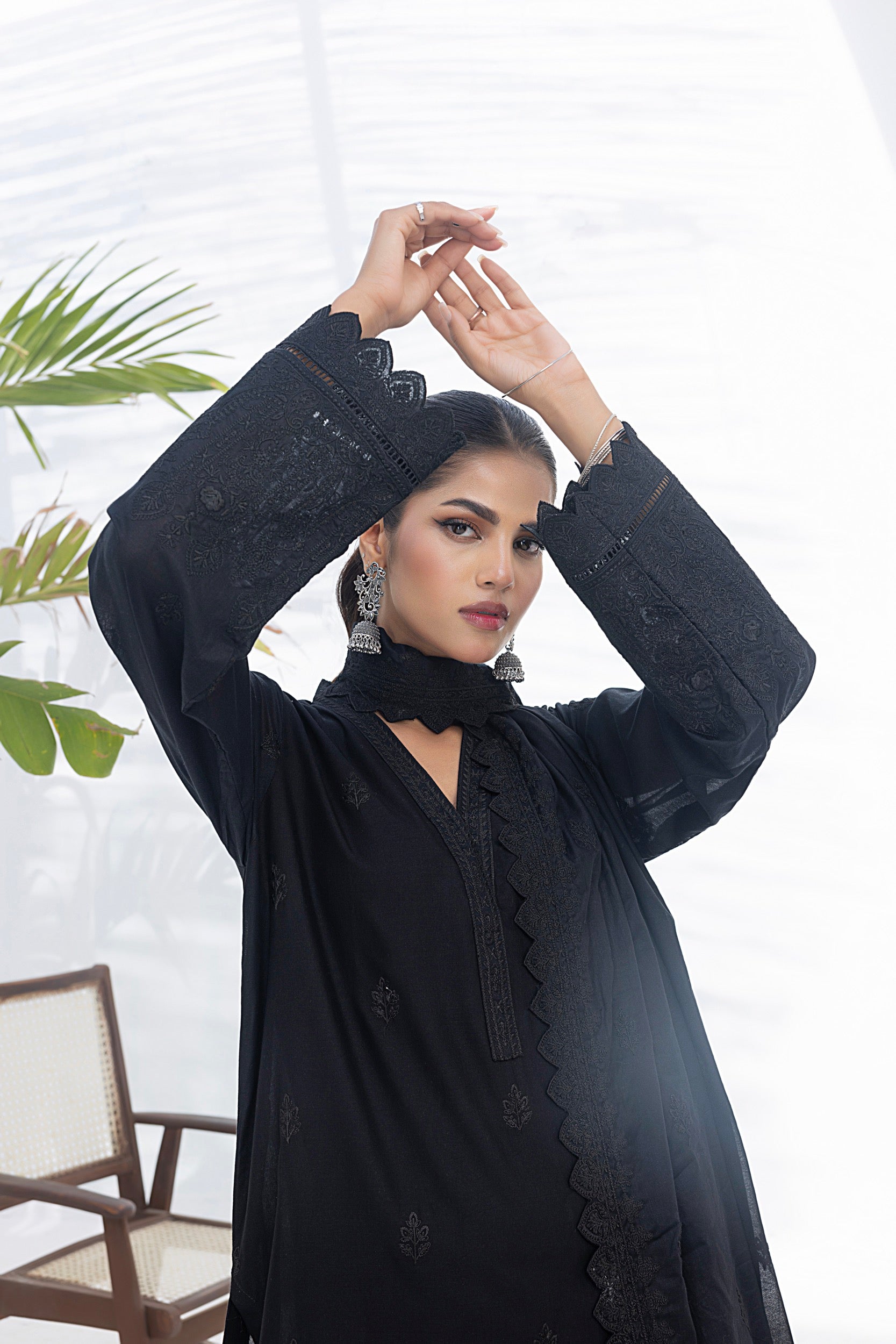 LSM | Winter Marina 24 | 0183 - Official LSM stockist in UK - Sakeena London