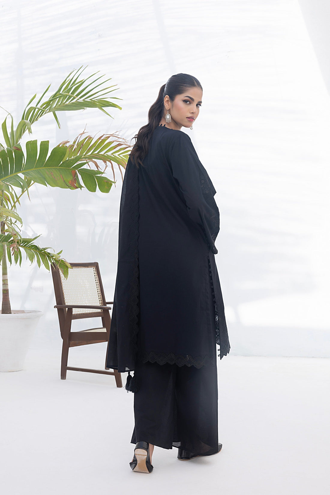 LSM | Winter Marina 24 | 0052 - Official LSM stockist in UK - Sakeena London