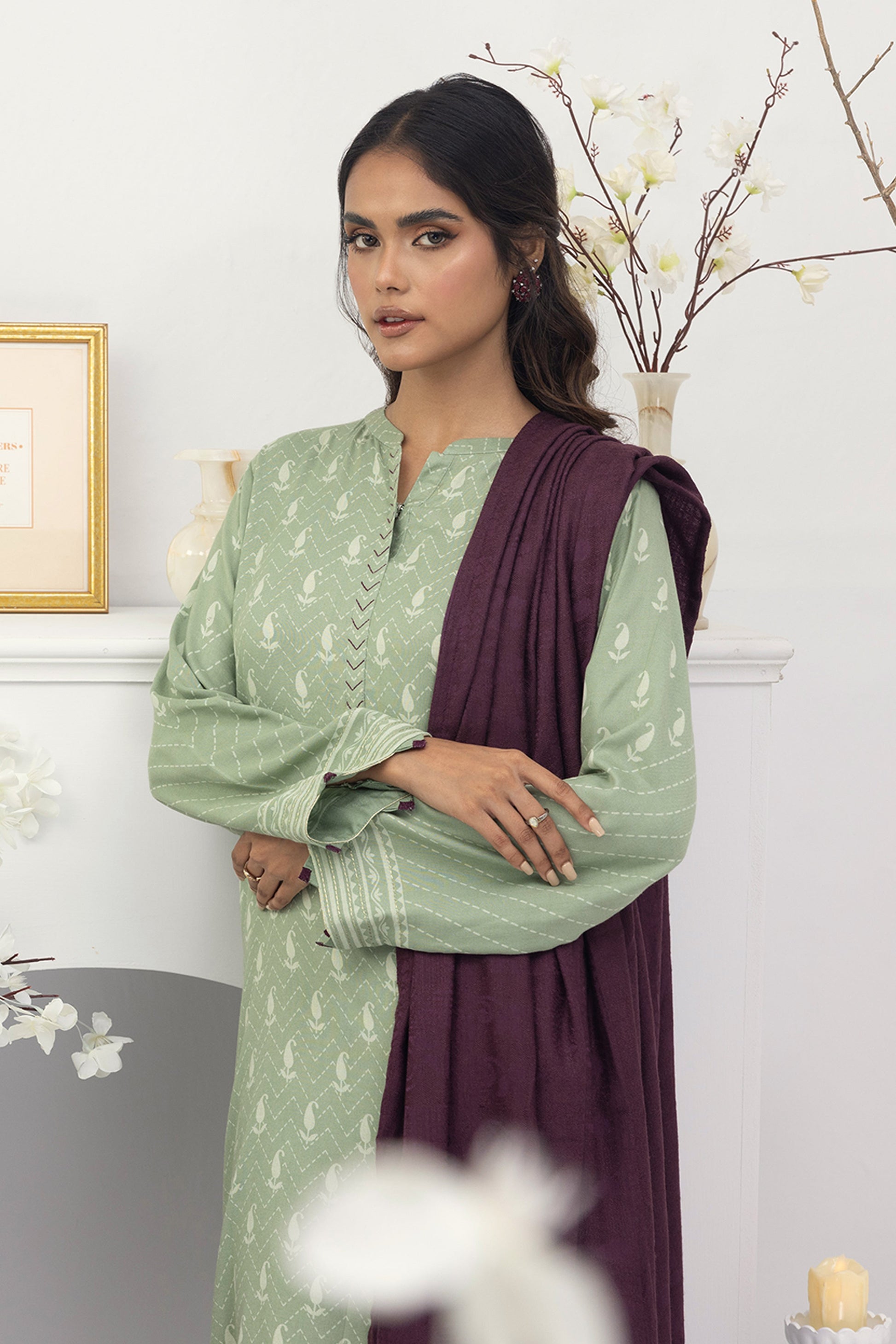LSM | Winter Marina 24 | 0131 - Official LSM stockist in UK - Sakeena London
