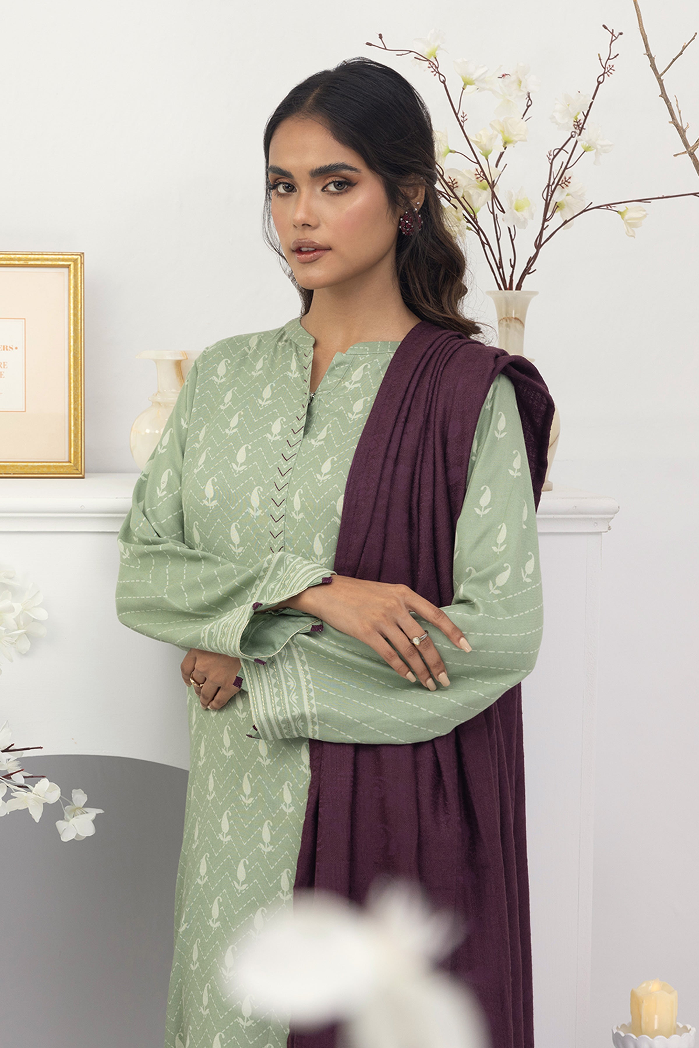 LSM | Winter Marina 24 | 0131 - Official LSM stockist in UK - Sakeena London