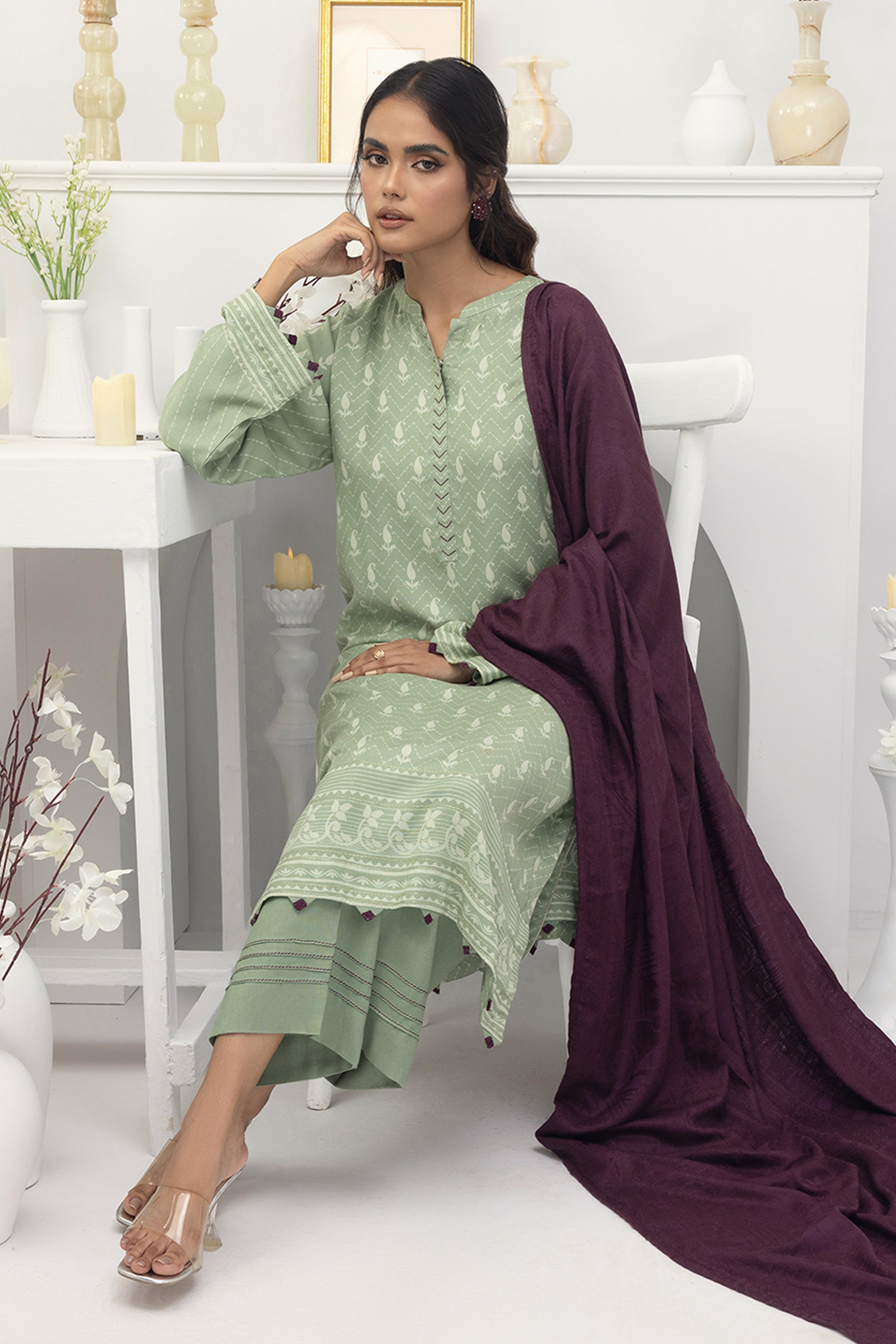 LSM | Winter Marina 24 | 0131 - Official LSM stockist in UK - Sakeena London