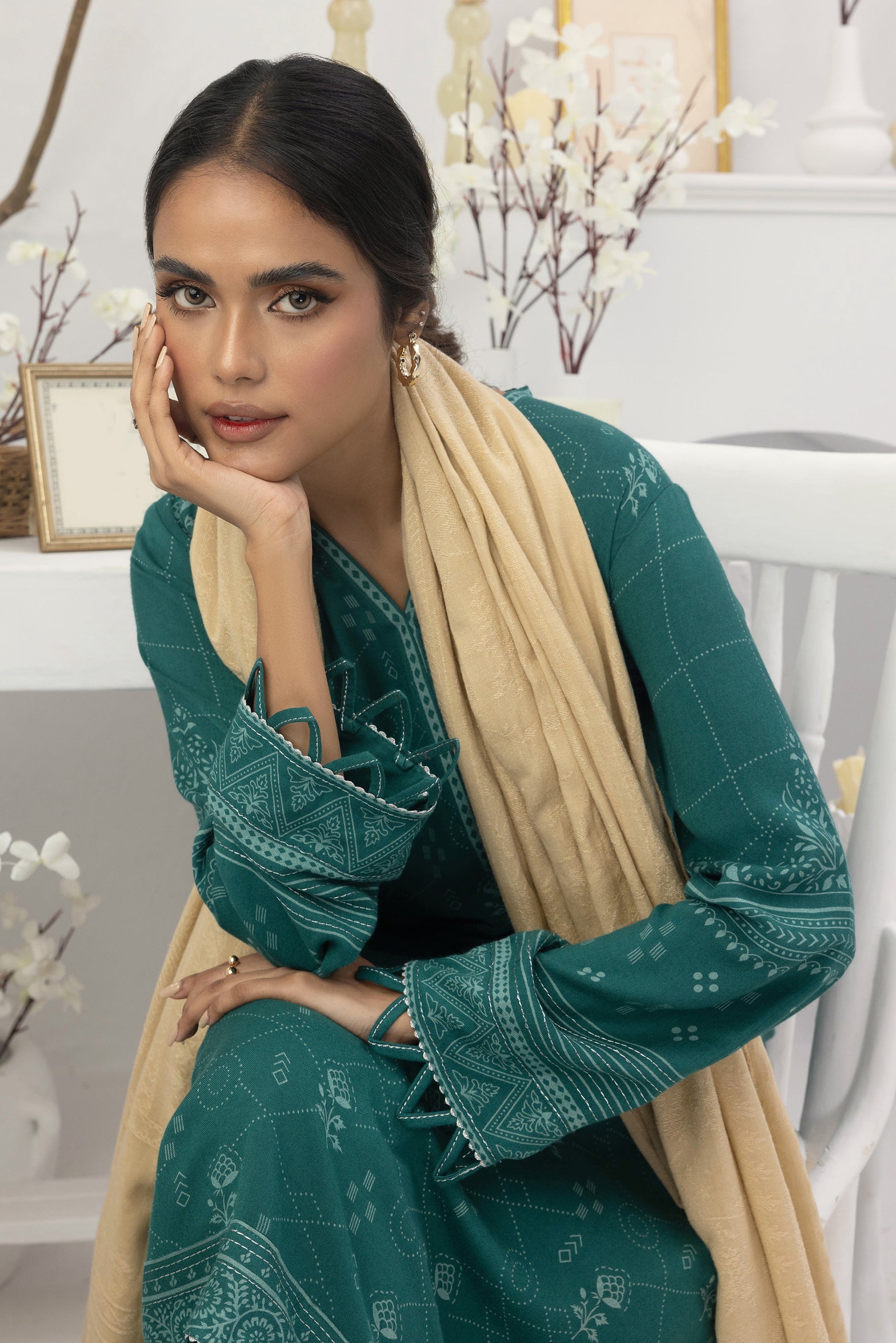 LSM | Winter Marina 24 | 0476 - Official LSM stockist in UK - Sakeena London