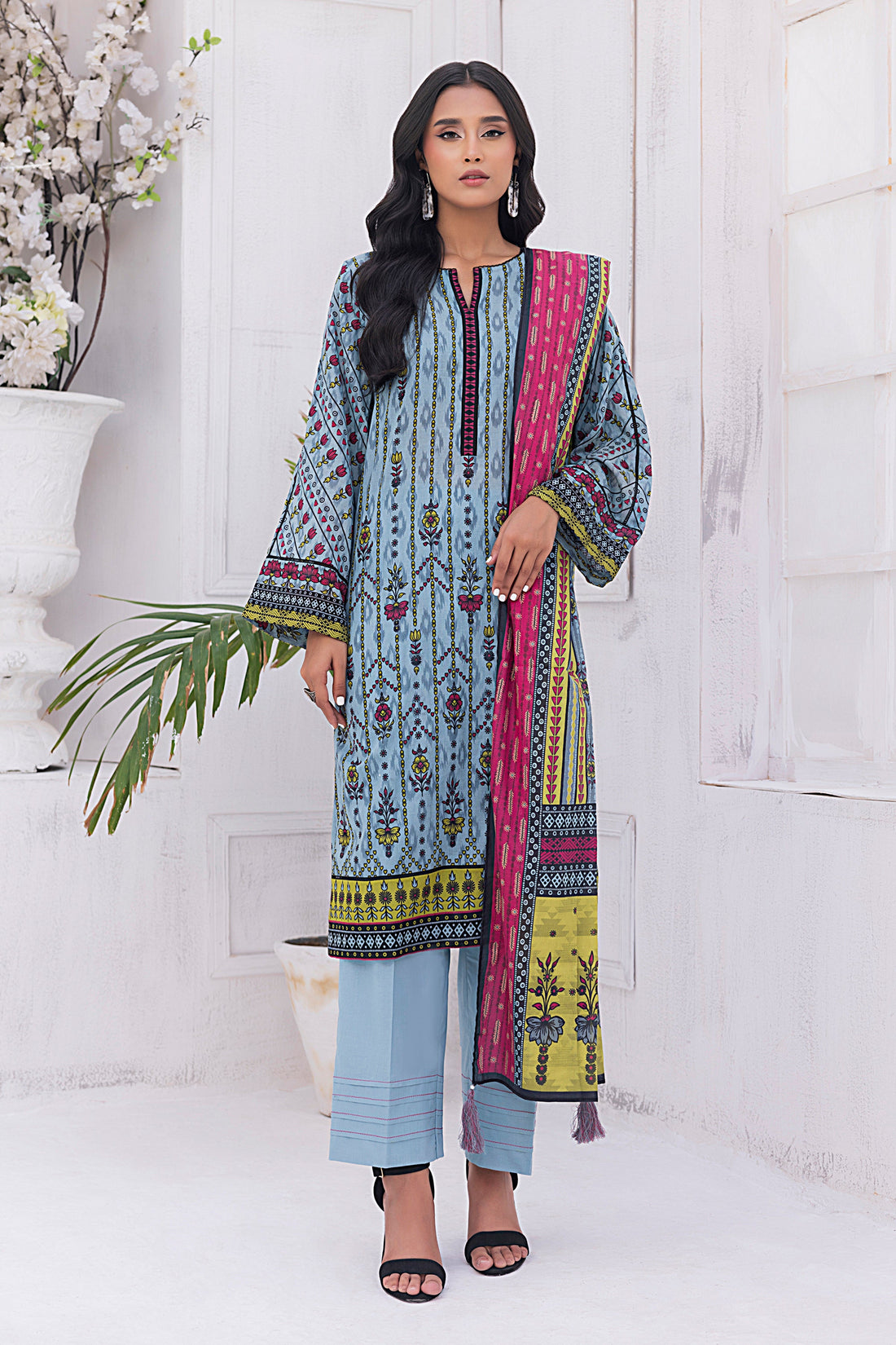LSM | Winter Marina 24 | 0062 - Official LSM stockist in UK - Sakeena London