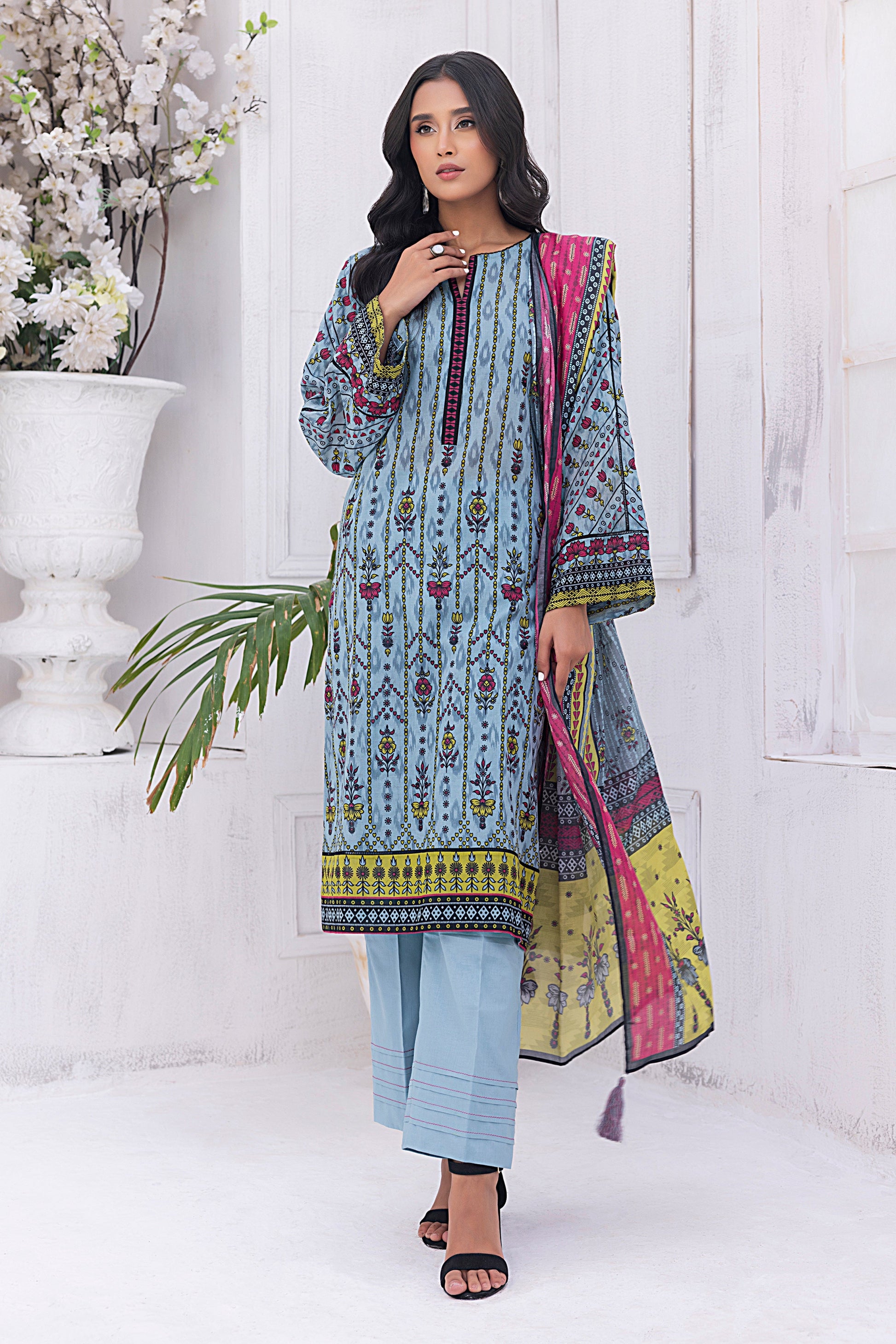LSM | Winter Marina 24 | 0062 - Official LSM stockist in UK - Sakeena London