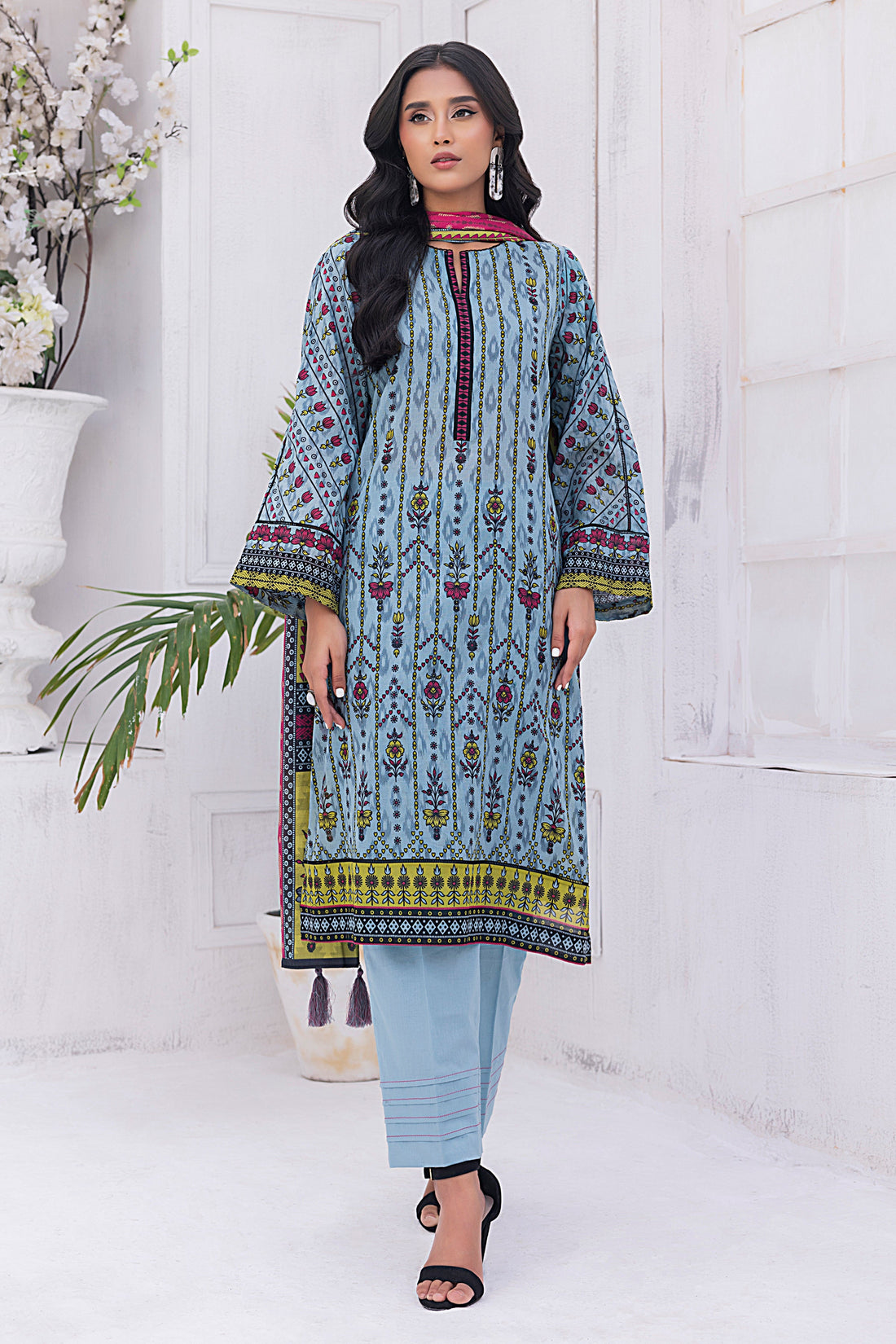 LSM | Winter Marina 24 | 0062 - Official LSM stockist in UK - Sakeena London